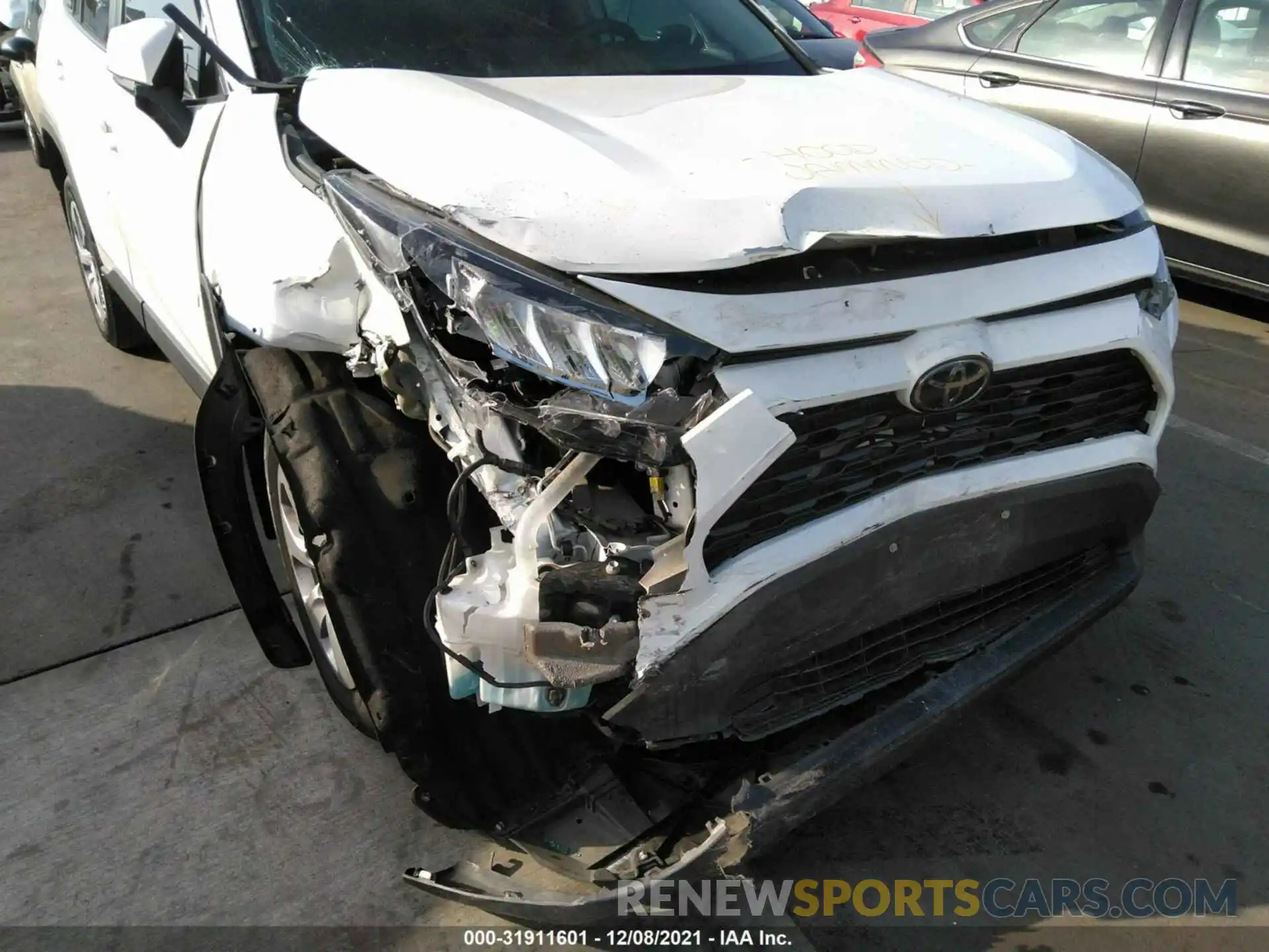 6 Photograph of a damaged car 2T3K1RFV6KC026597 TOYOTA RAV4 2019