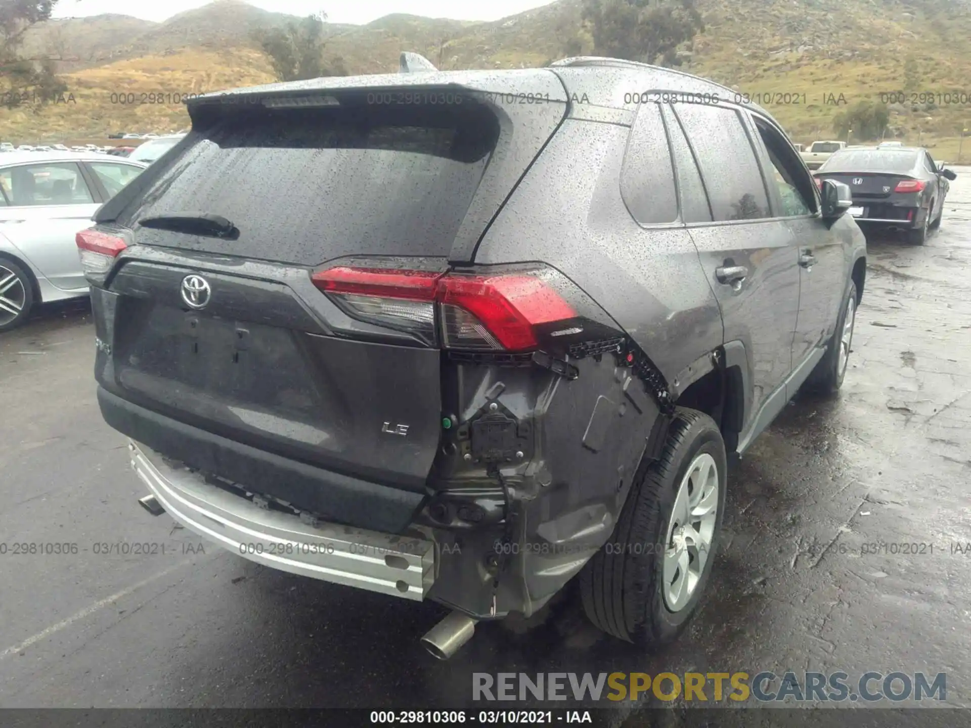 4 Photograph of a damaged car 2T3K1RFV6KW004985 TOYOTA RAV4 2019