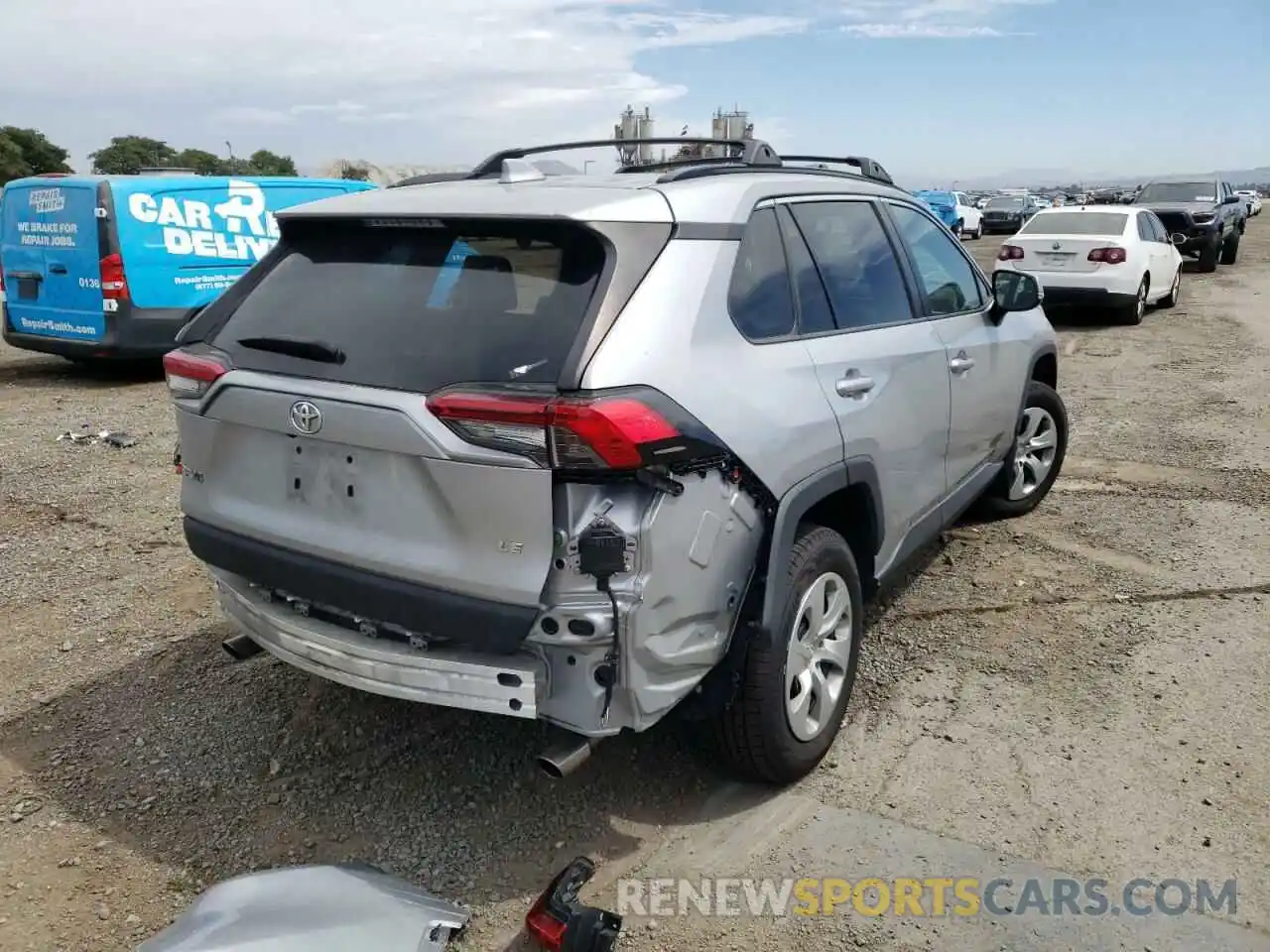 4 Photograph of a damaged car 2T3K1RFV6KW011824 TOYOTA RAV4 2019