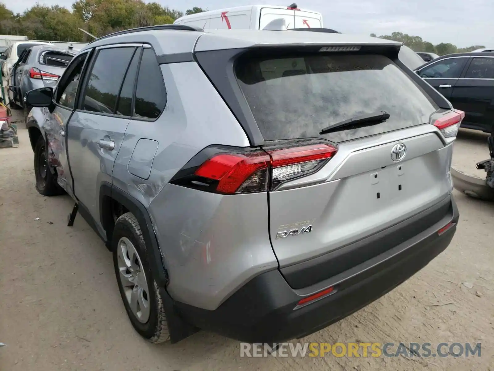 3 Photograph of a damaged car 2T3K1RFV6KW012195 TOYOTA RAV4 2019