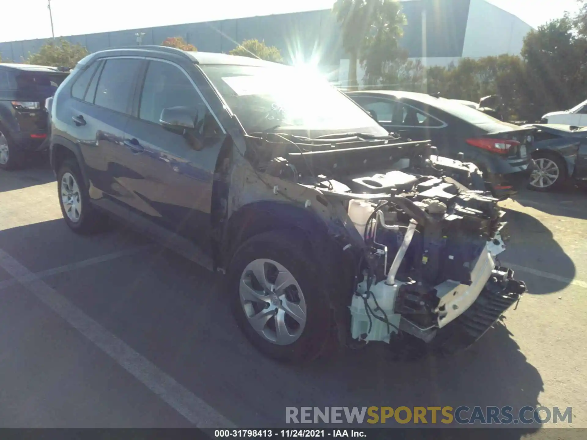 1 Photograph of a damaged car 2T3K1RFV6KW015873 TOYOTA RAV4 2019