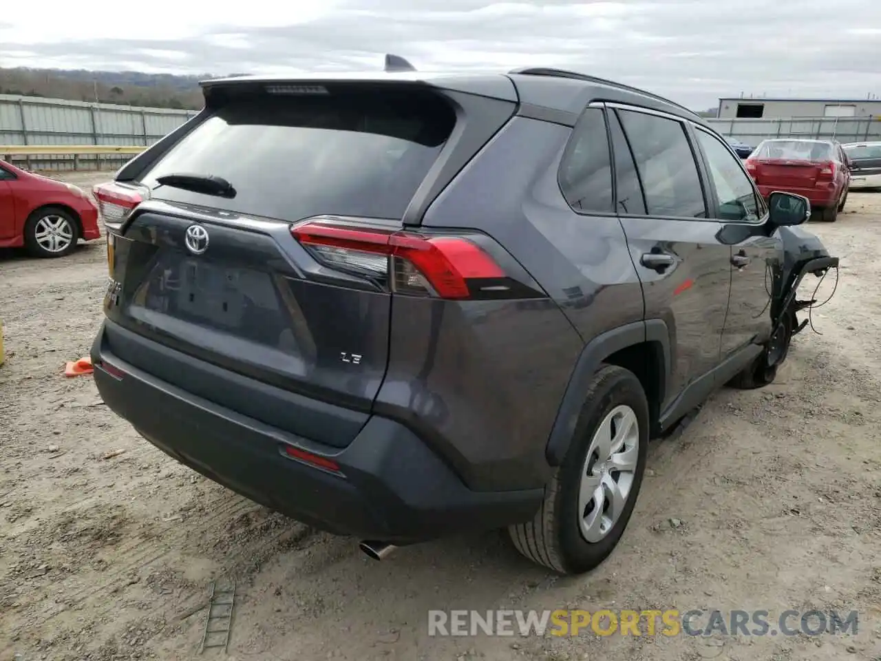 4 Photograph of a damaged car 2T3K1RFV6KW030700 TOYOTA RAV4 2019