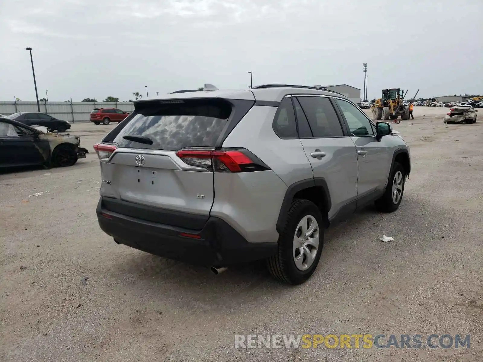 4 Photograph of a damaged car 2T3K1RFV6KW038196 TOYOTA RAV4 2019