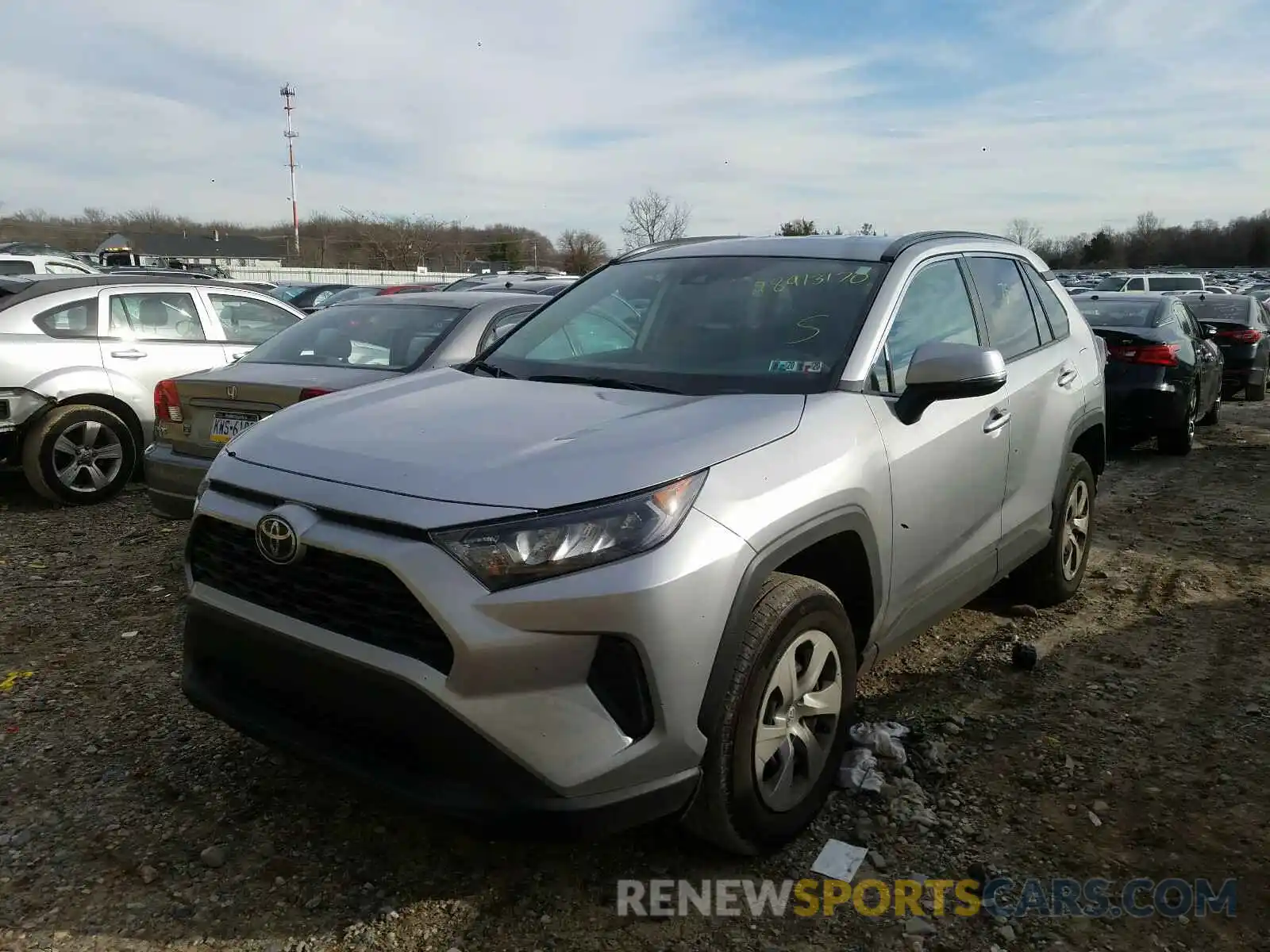 2 Фотография поврежденного автомобиля 2T3K1RFV7KC018458 TOYOTA RAV4 2019