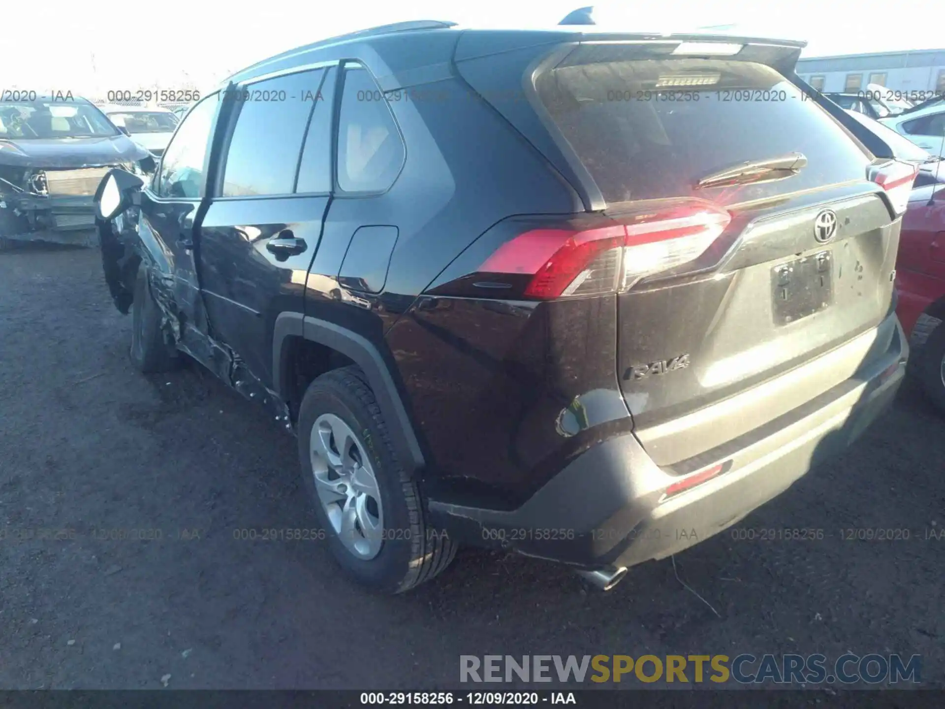 3 Фотография поврежденного автомобиля 2T3K1RFV7KW035730 TOYOTA RAV4 2019