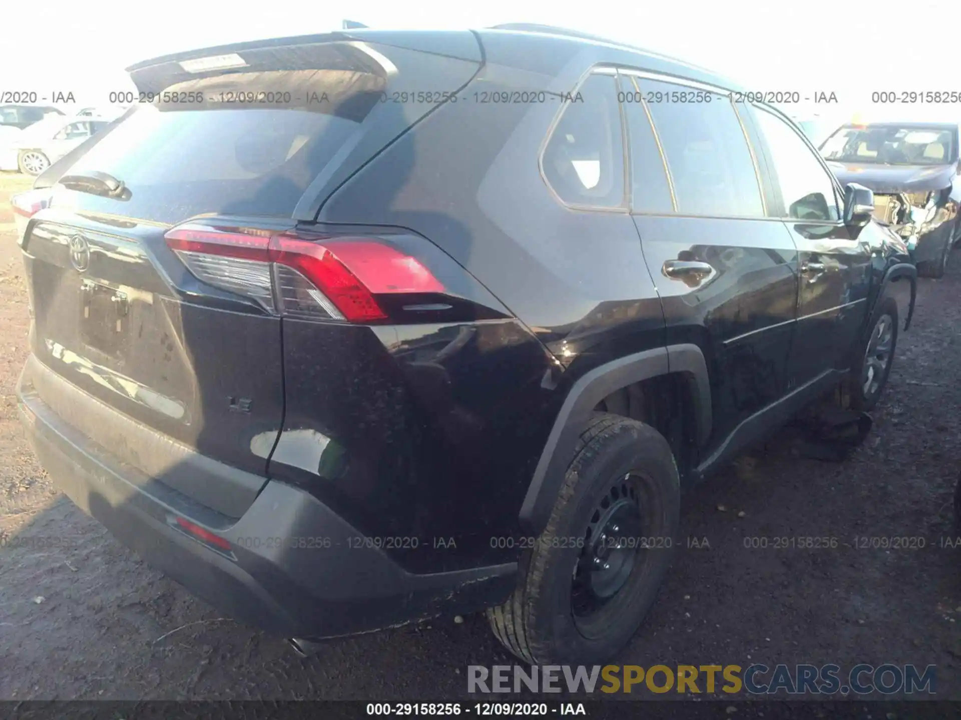 4 Фотография поврежденного автомобиля 2T3K1RFV7KW035730 TOYOTA RAV4 2019