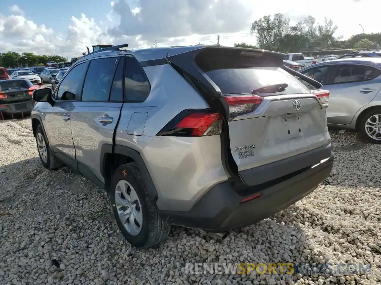 3 Photograph of a damaged car 2T3K1RFV7KW054083 TOYOTA RAV4 2019