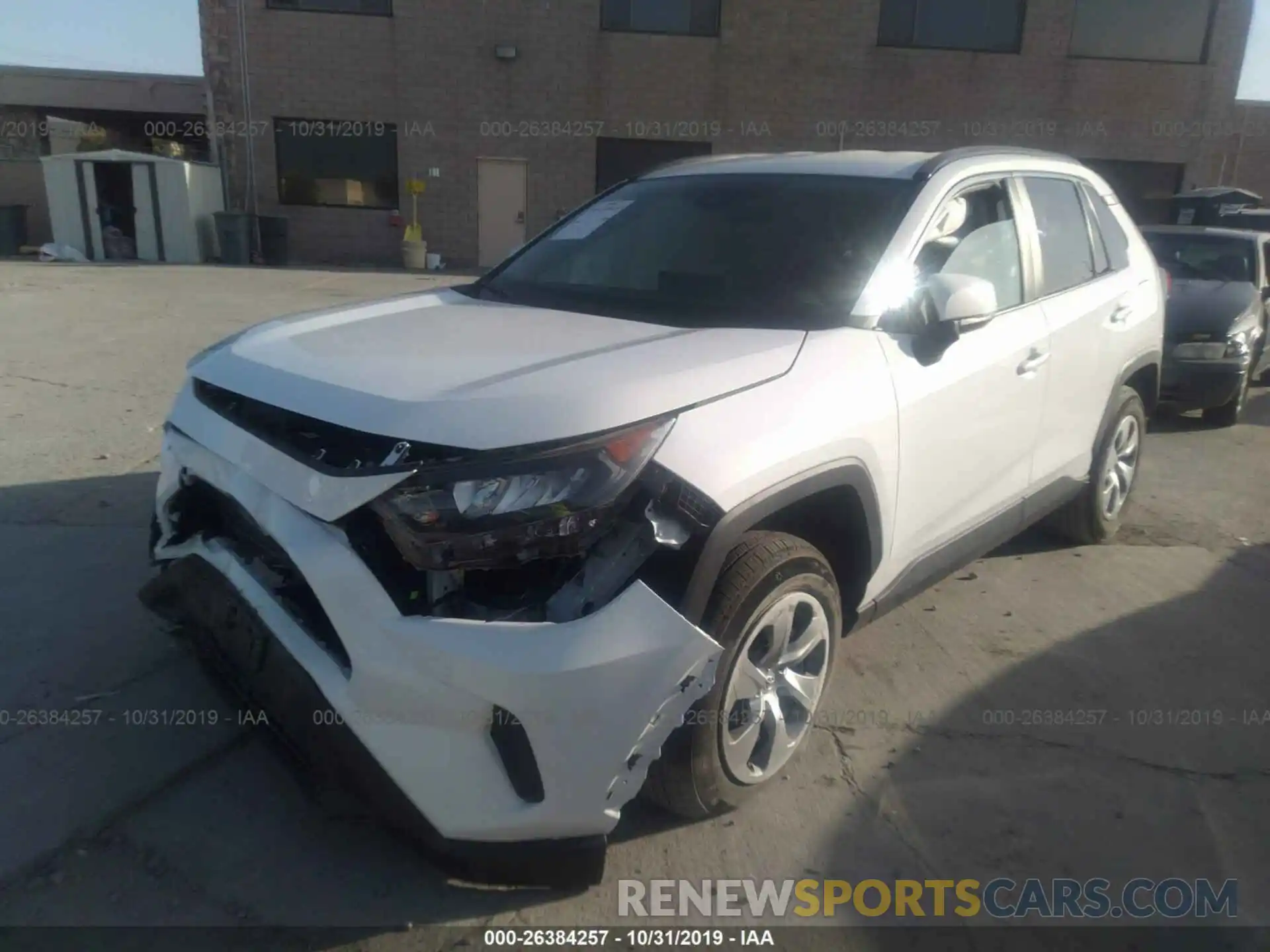 2 Фотография поврежденного автомобиля 2T3K1RFV8KC020851 TOYOTA RAV4 2019