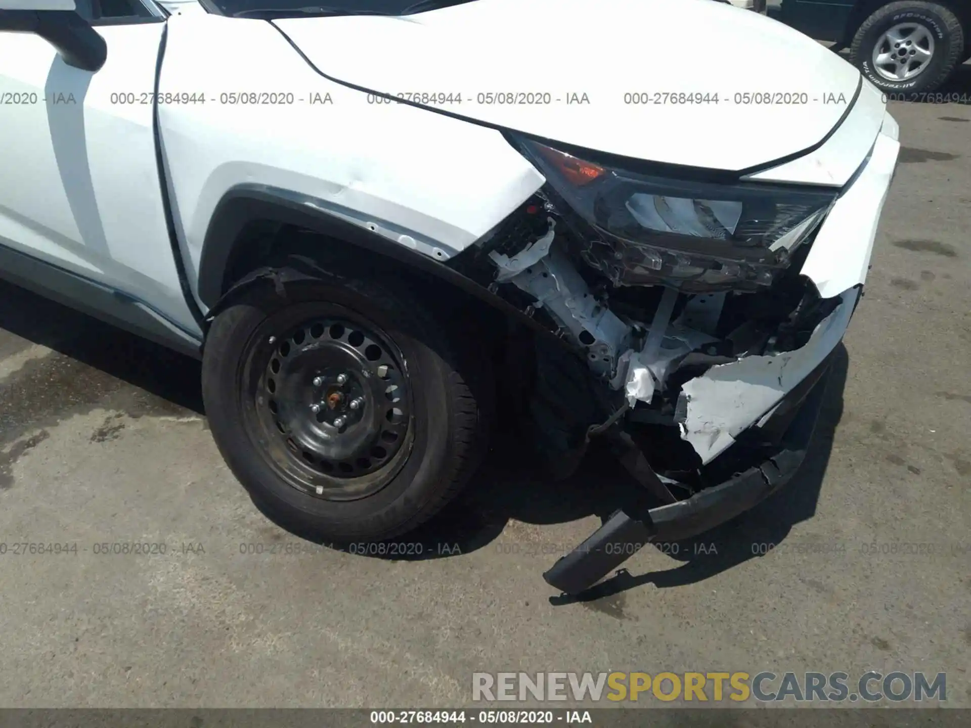 6 Photograph of a damaged car 2T3K1RFV8KW004700 TOYOTA RAV4 2019