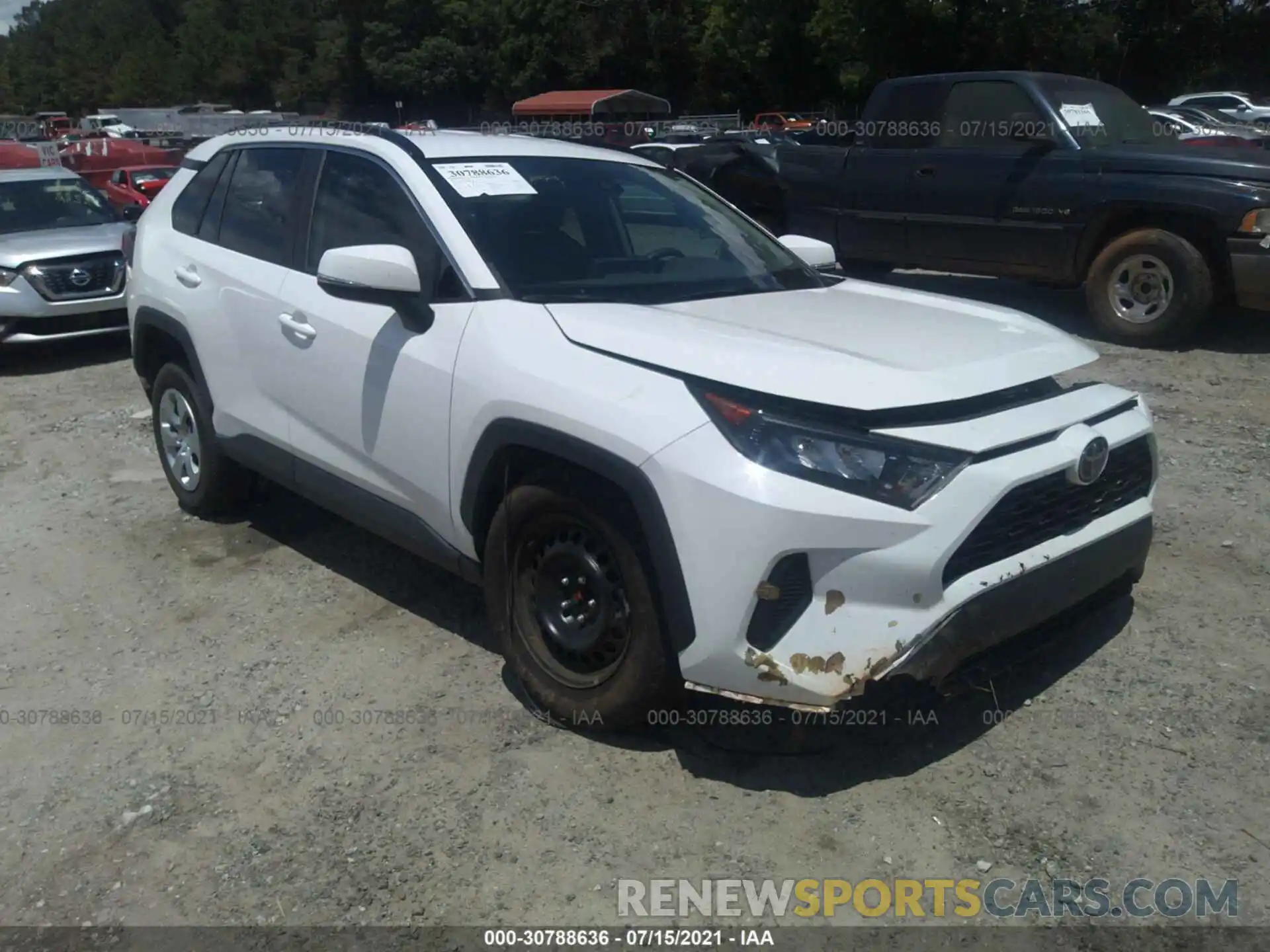 1 Photograph of a damaged car 2T3K1RFV8KW020931 TOYOTA RAV4 2019