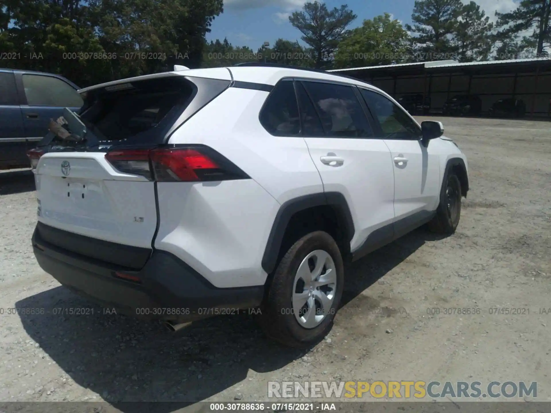 4 Photograph of a damaged car 2T3K1RFV8KW020931 TOYOTA RAV4 2019