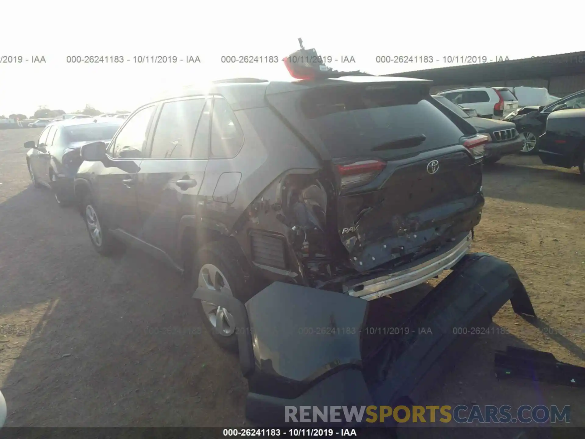 3 Фотография поврежденного автомобиля 2T3K1RFV8KW022422 TOYOTA RAV4 2019