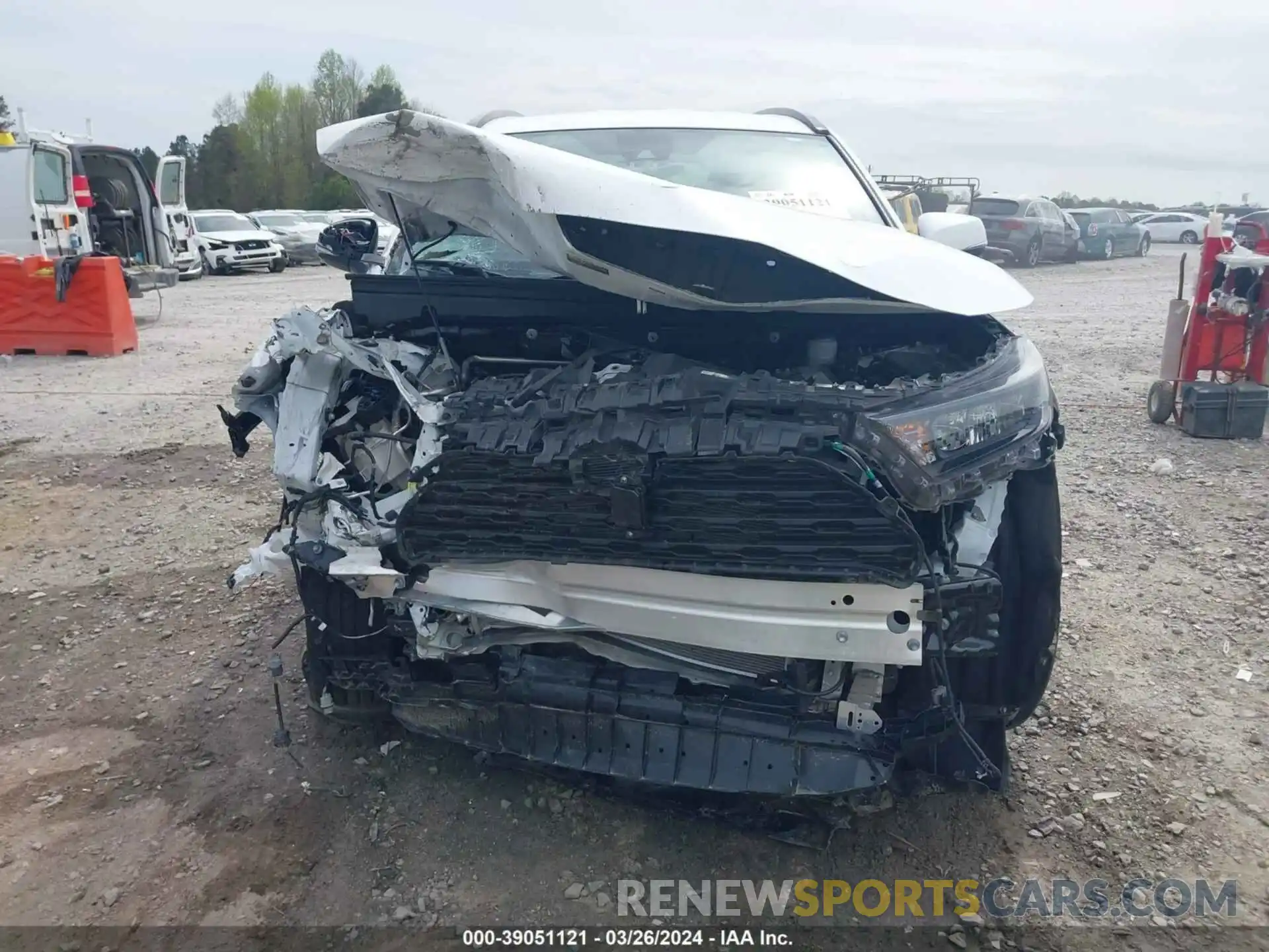 12 Photograph of a damaged car 2T3K1RFV8KW057395 TOYOTA RAV4 2019