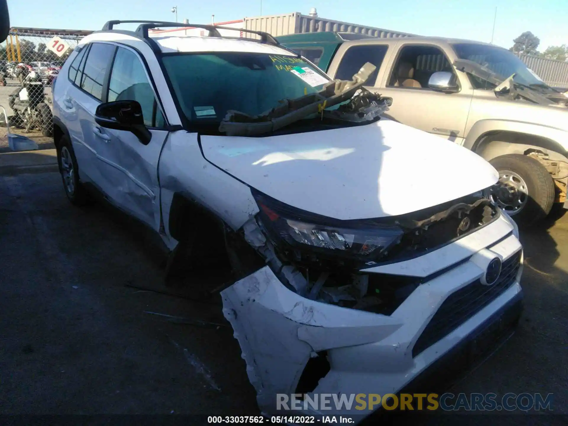 1 Photograph of a damaged car 2T3K1RFV9KC013150 TOYOTA RAV4 2019