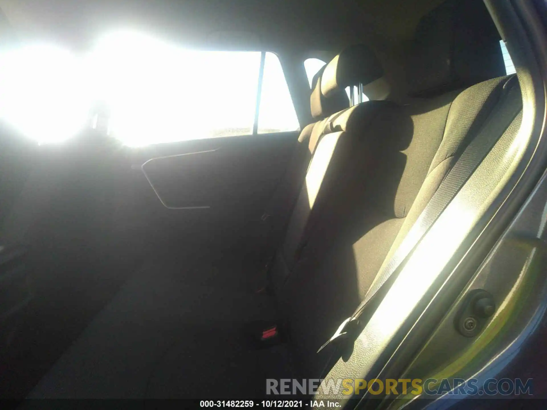 8 Фотография поврежденного автомобиля 2T3K1RFV9KC013827 TOYOTA RAV4 2019