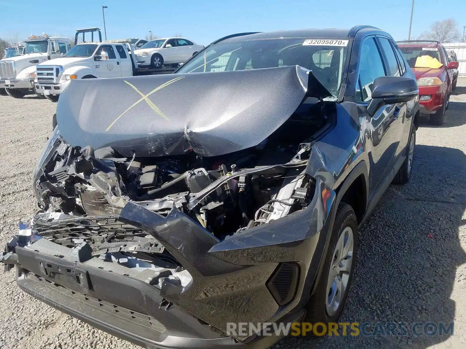 2 Photograph of a damaged car 2T3K1RFV9KC015920 TOYOTA RAV4 2019