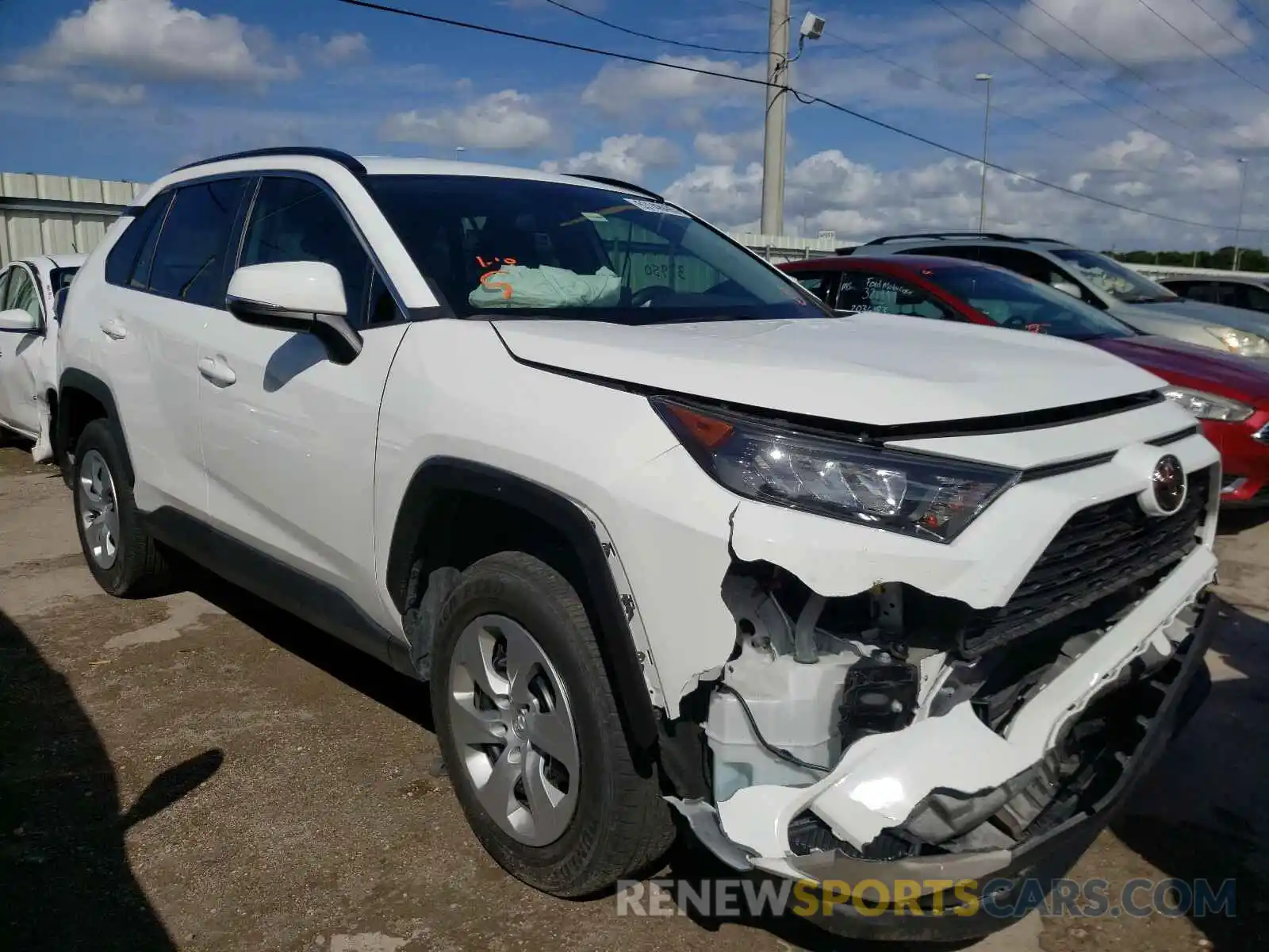 1 Photograph of a damaged car 2T3K1RFV9KC028683 TOYOTA RAV4 2019