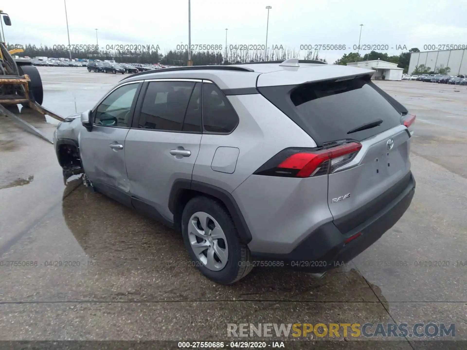 3 Photograph of a damaged car 2T3K1RFV9KW010926 TOYOTA RAV4 2019