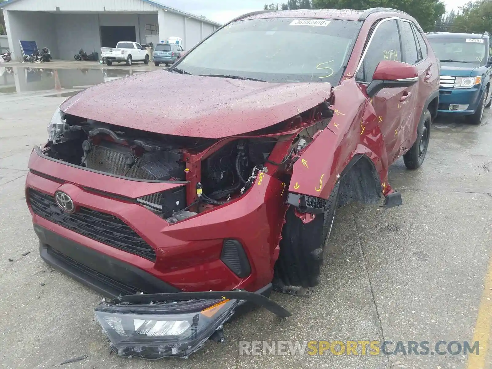 2 Photograph of a damaged car 2T3K1RFV9KW016578 TOYOTA RAV4 2019