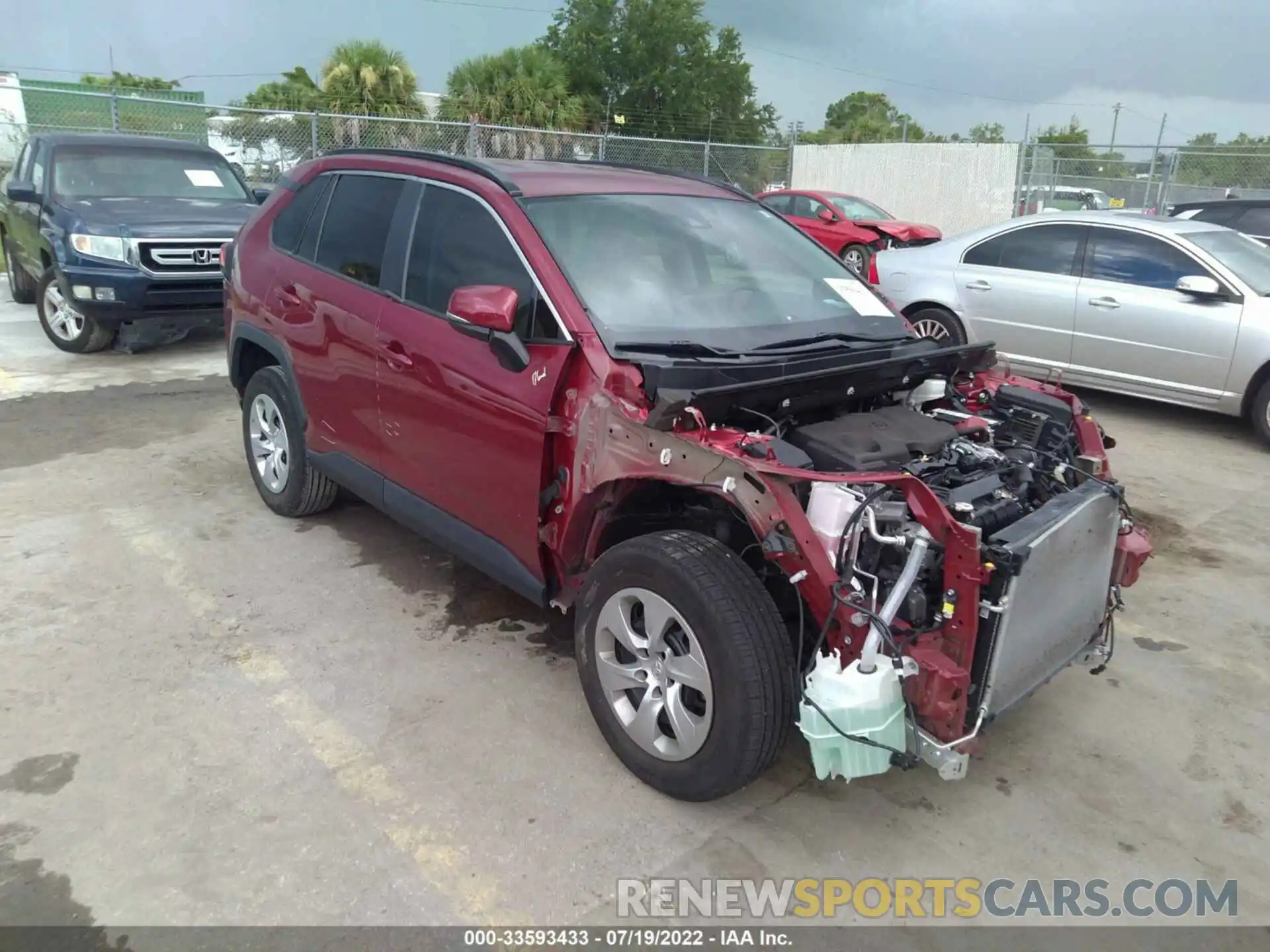 1 Photograph of a damaged car 2T3K1RFV9KW016788 TOYOTA RAV4 2019