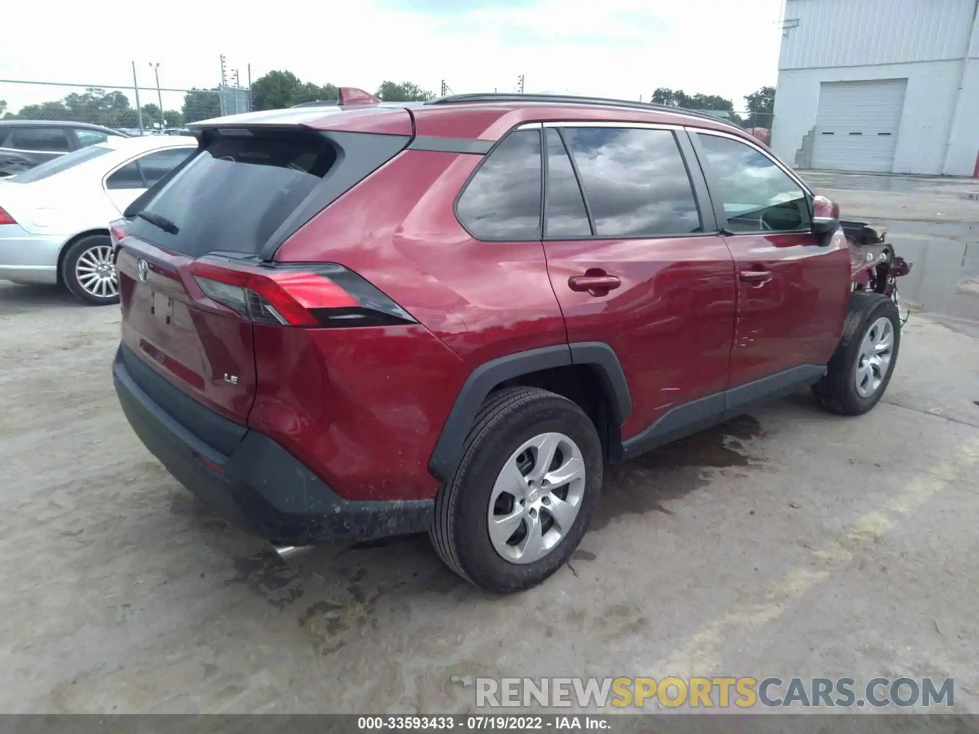 4 Photograph of a damaged car 2T3K1RFV9KW016788 TOYOTA RAV4 2019