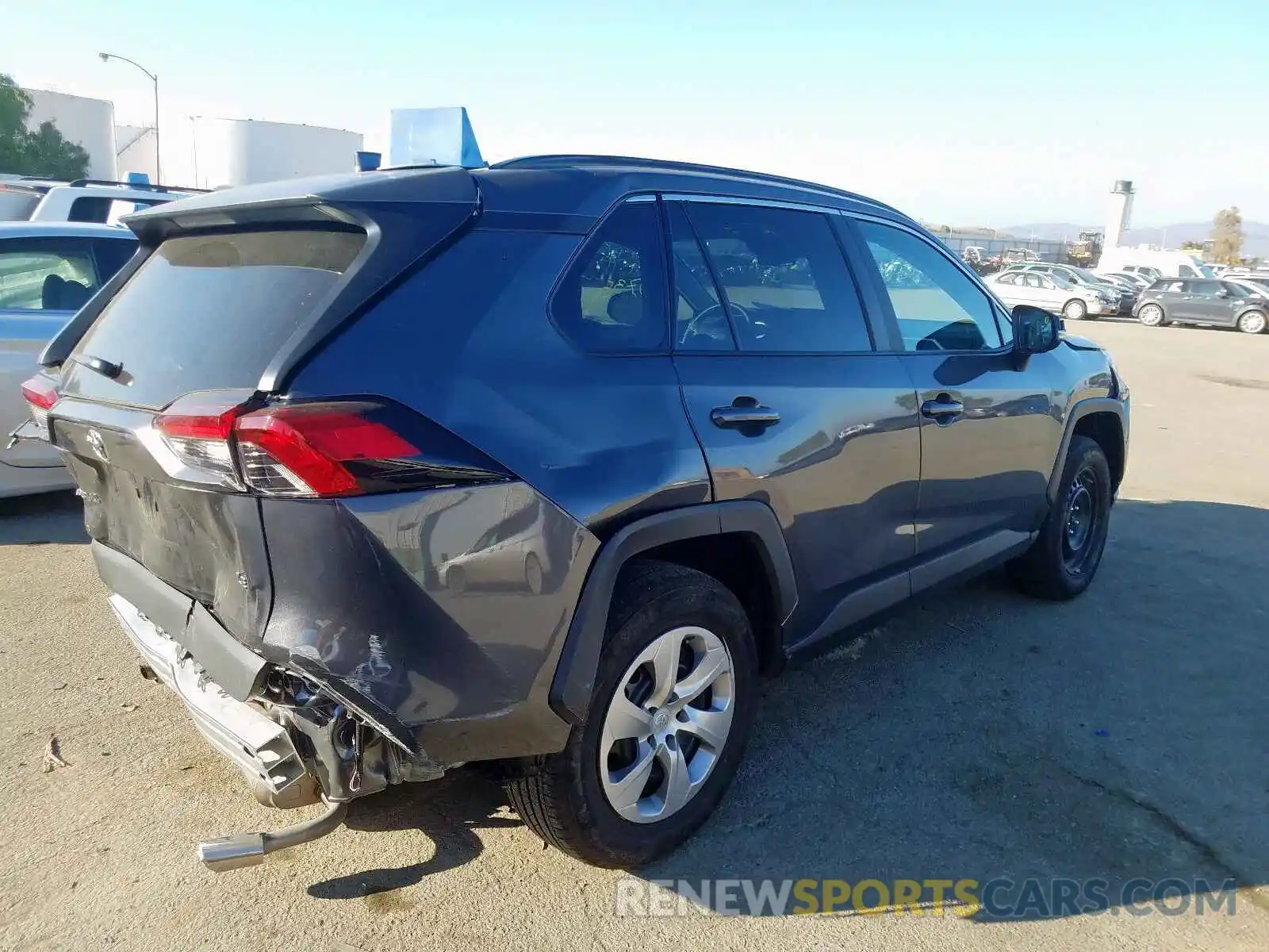 4 Photograph of a damaged car 2T3K1RFV9KW025751 TOYOTA RAV4 2019