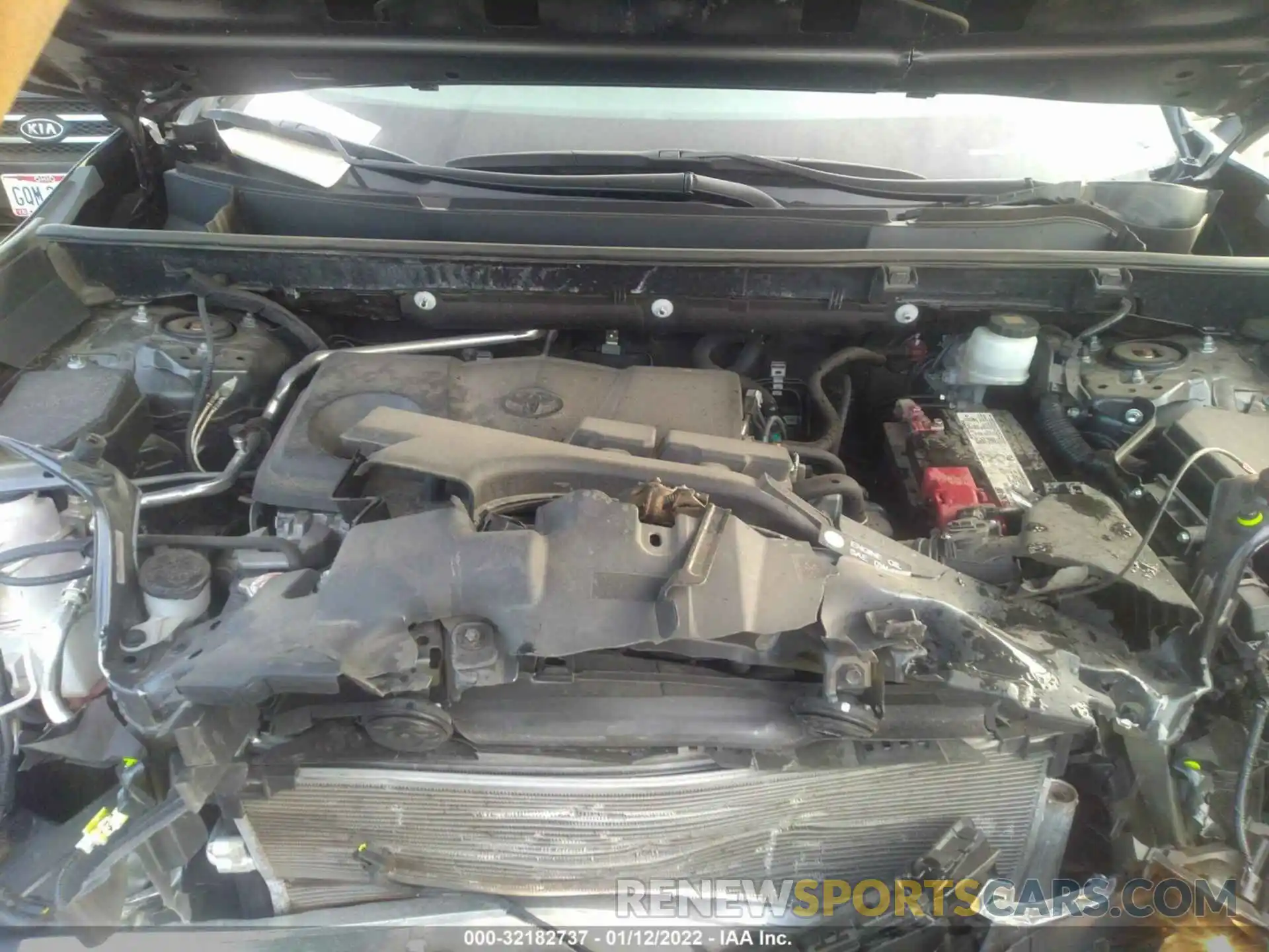 10 Фотография поврежденного автомобиля 2T3K1RFV9KW029525 TOYOTA RAV4 2019