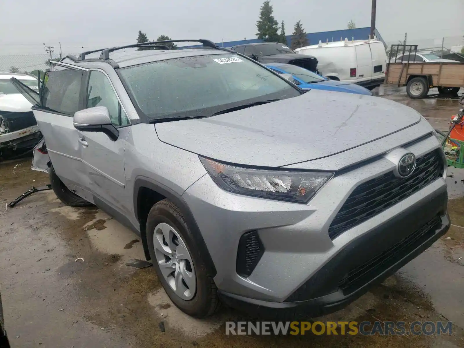 1 Photograph of a damaged car 2T3K1RFV9KW038497 TOYOTA RAV4 2019