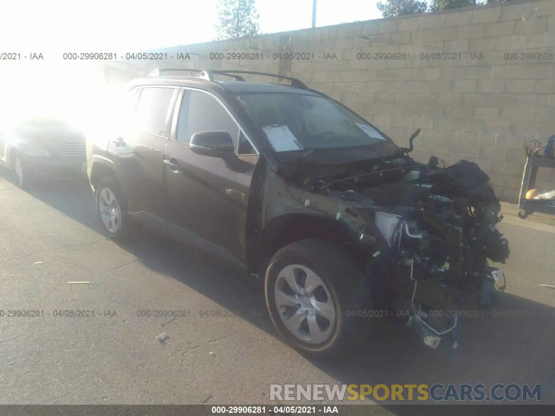 1 Photograph of a damaged car 2T3K1RFVXKC009043 TOYOTA RAV4 2019