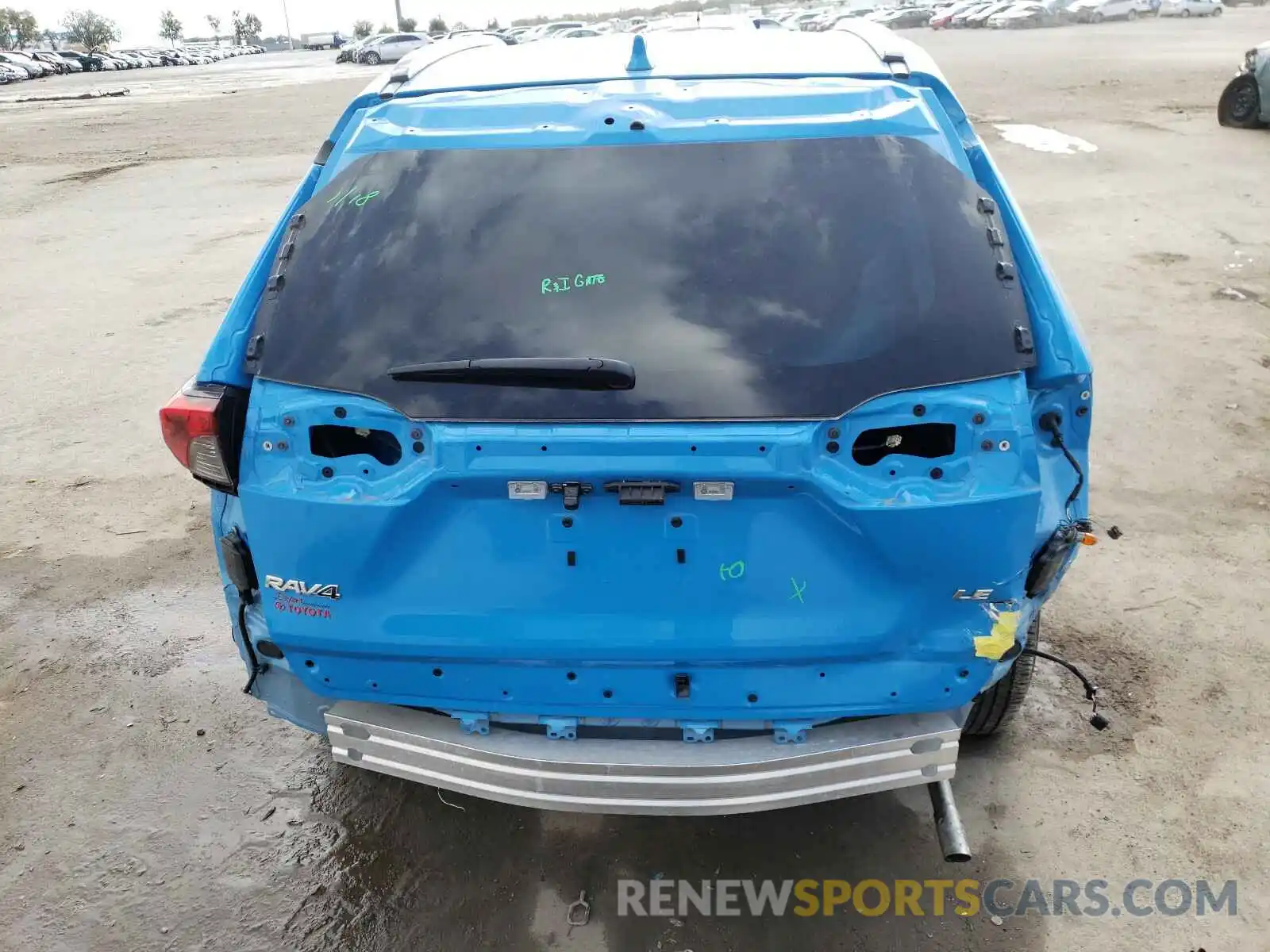 9 Photograph of a damaged car 2T3K1RFVXKC029874 TOYOTA RAV4 2019