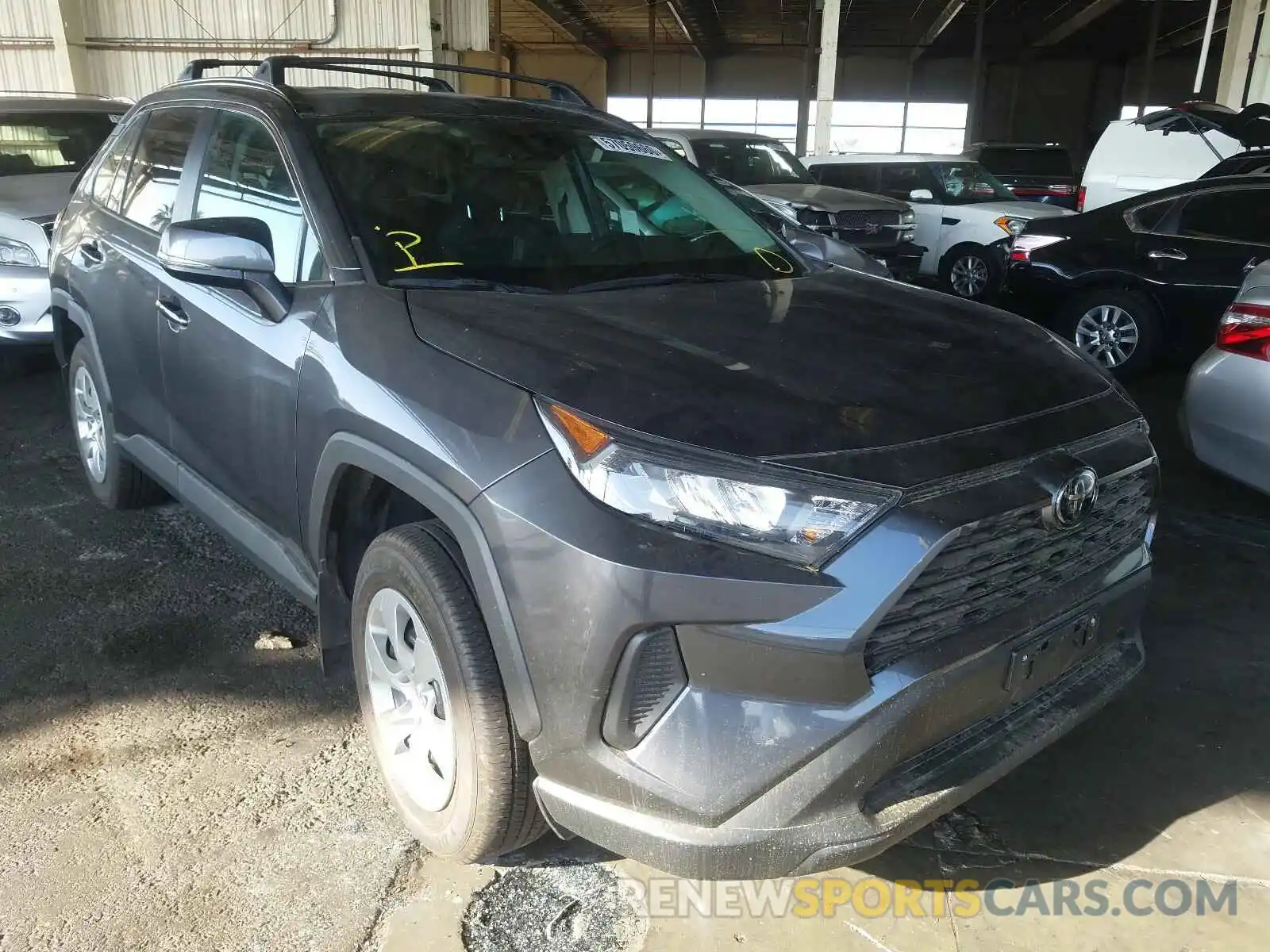 1 Фотография поврежденного автомобиля 2T3K1RFVXKW012426 TOYOTA RAV4 2019