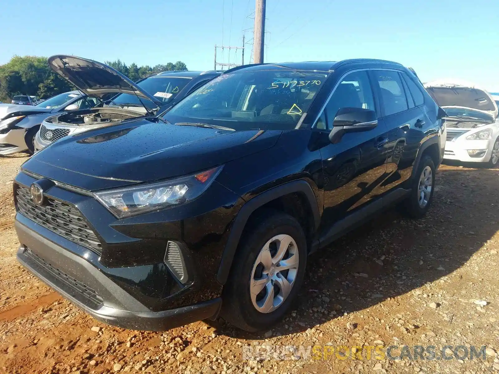 2 Фотография поврежденного автомобиля 2T3K1RFVXKW036452 TOYOTA RAV4 2019