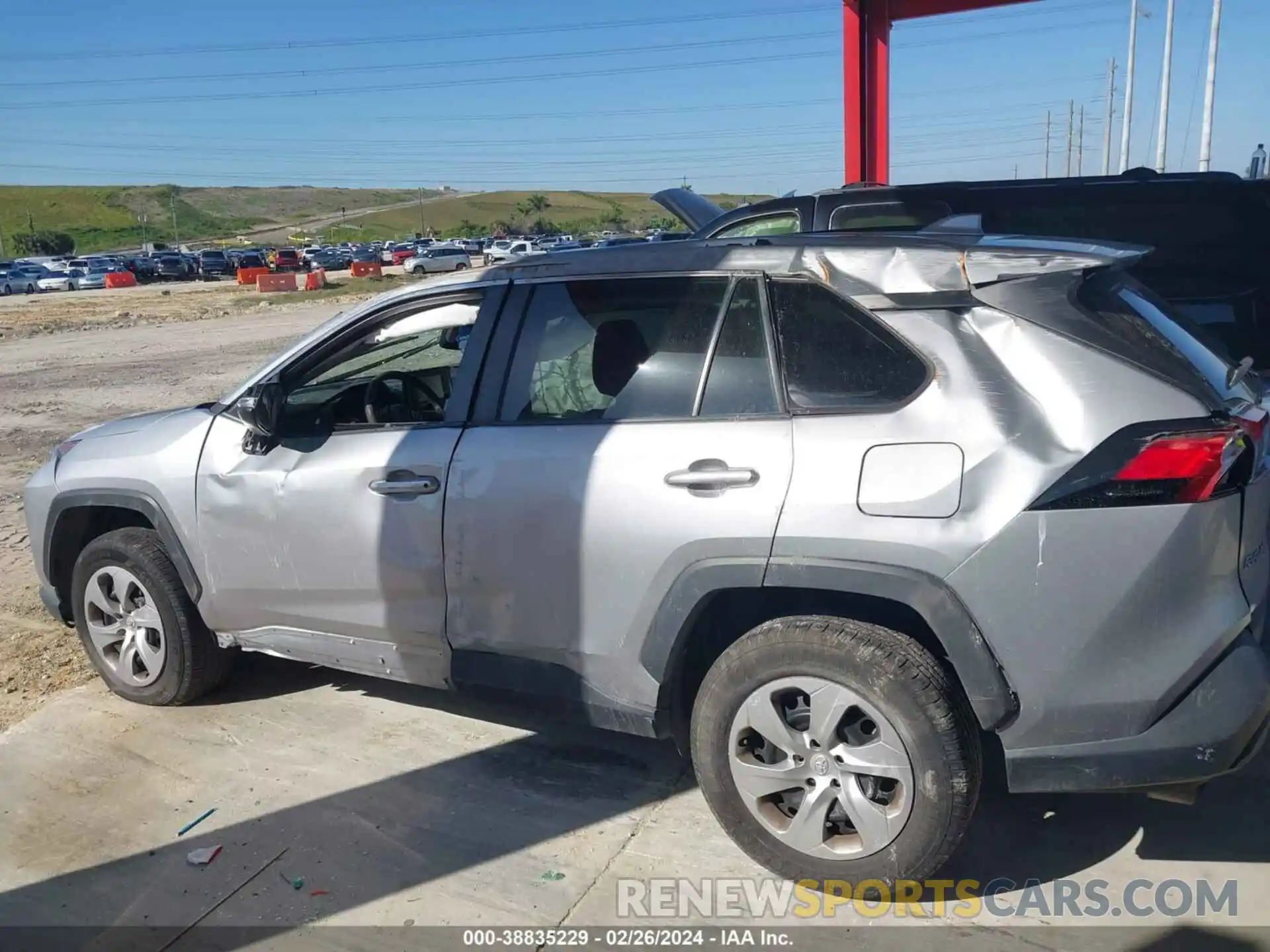 14 Photograph of a damaged car 2T3K1RFVXKW037410 TOYOTA RAV4 2019