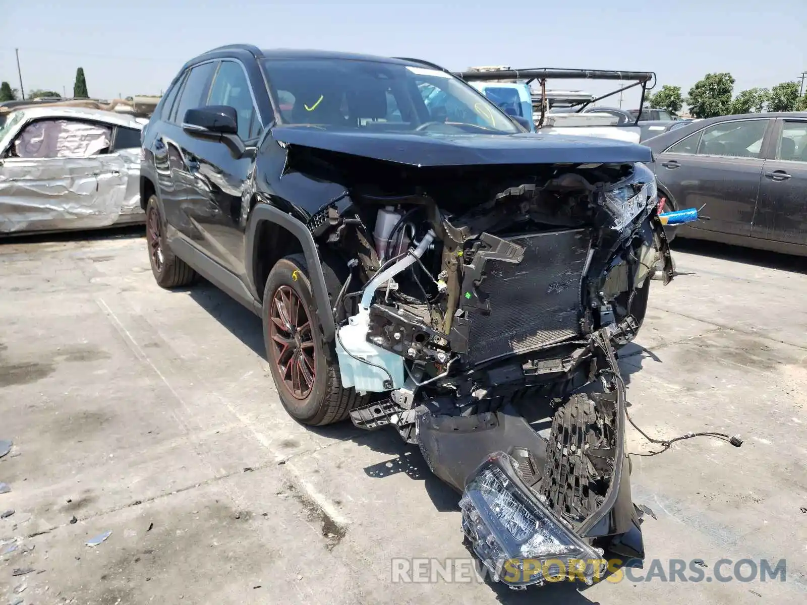 1 Photograph of a damaged car 2T3K1RFVXKW051808 TOYOTA RAV4 2019