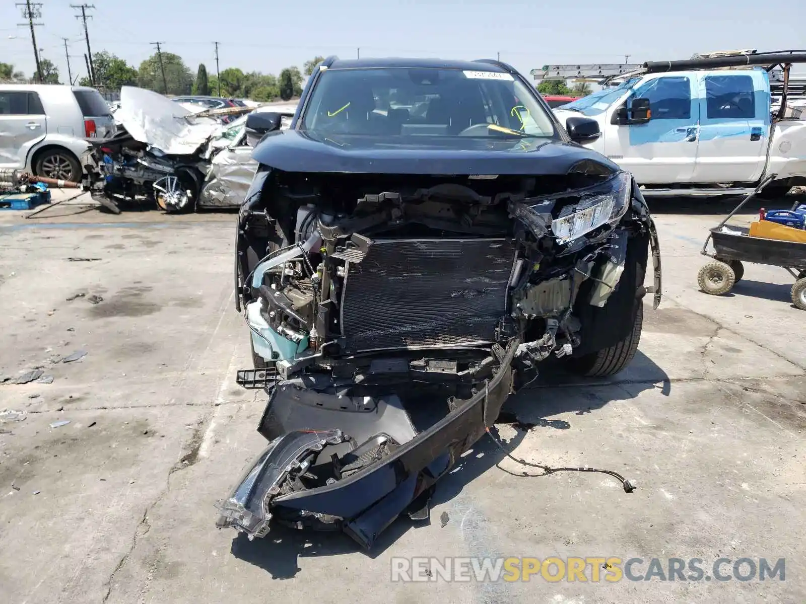 9 Photograph of a damaged car 2T3K1RFVXKW051808 TOYOTA RAV4 2019