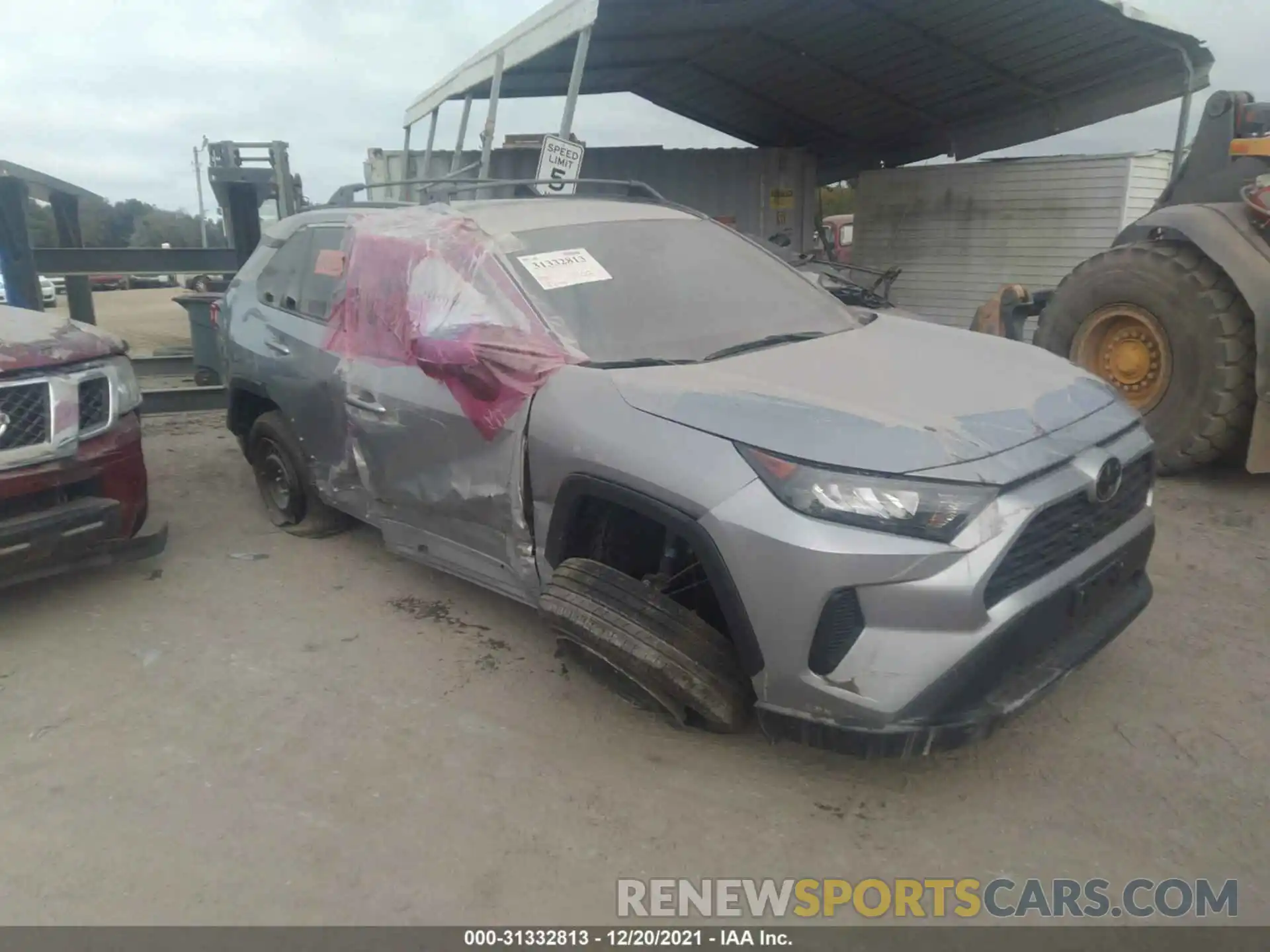 1 Photograph of a damaged car 2T3K1RFVXKW054577 TOYOTA RAV4 2019