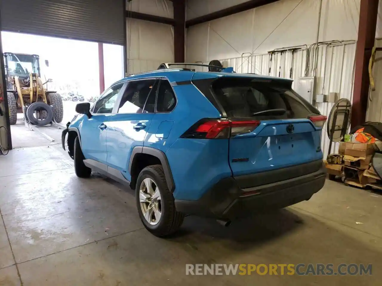 3 Photograph of a damaged car 2T3LWRFV0KW045408 TOYOTA RAV4 2019