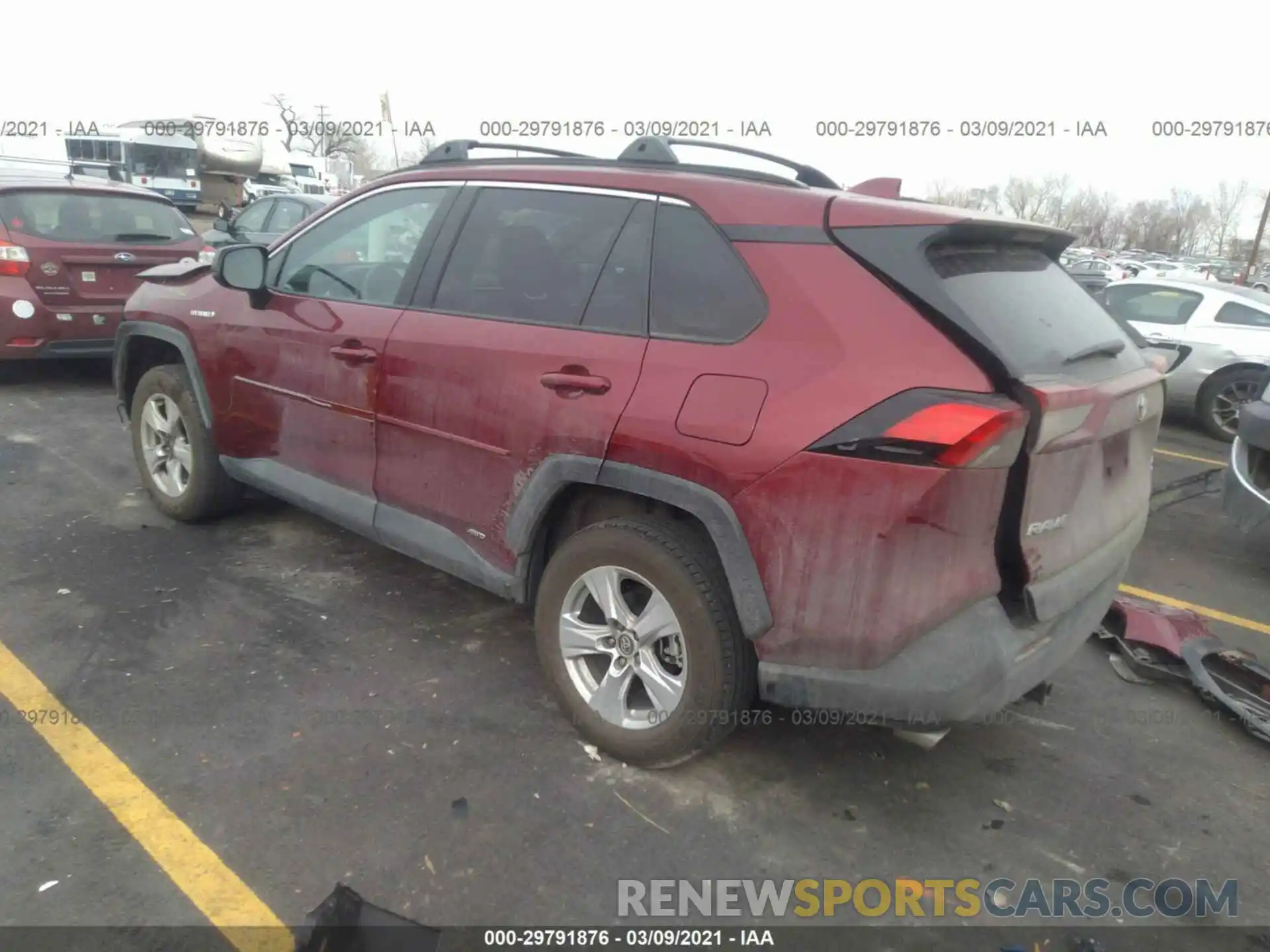 3 Photograph of a damaged car 2T3LWRFV1KW018587 TOYOTA RAV4 2019