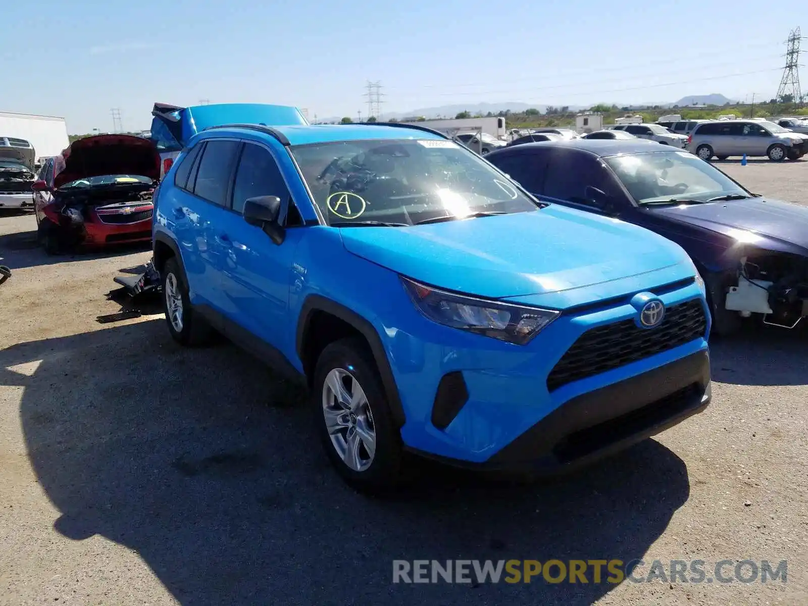 1 Photograph of a damaged car 2T3LWRFV1KW044011 TOYOTA RAV4 2019