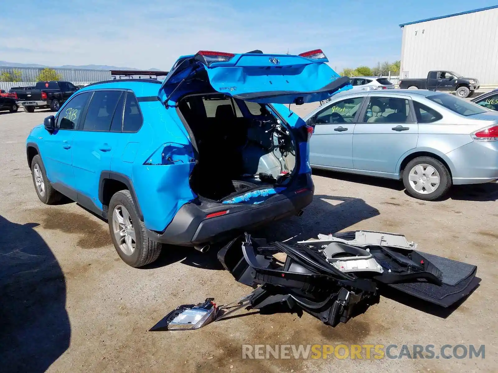 3 Photograph of a damaged car 2T3LWRFV1KW044011 TOYOTA RAV4 2019