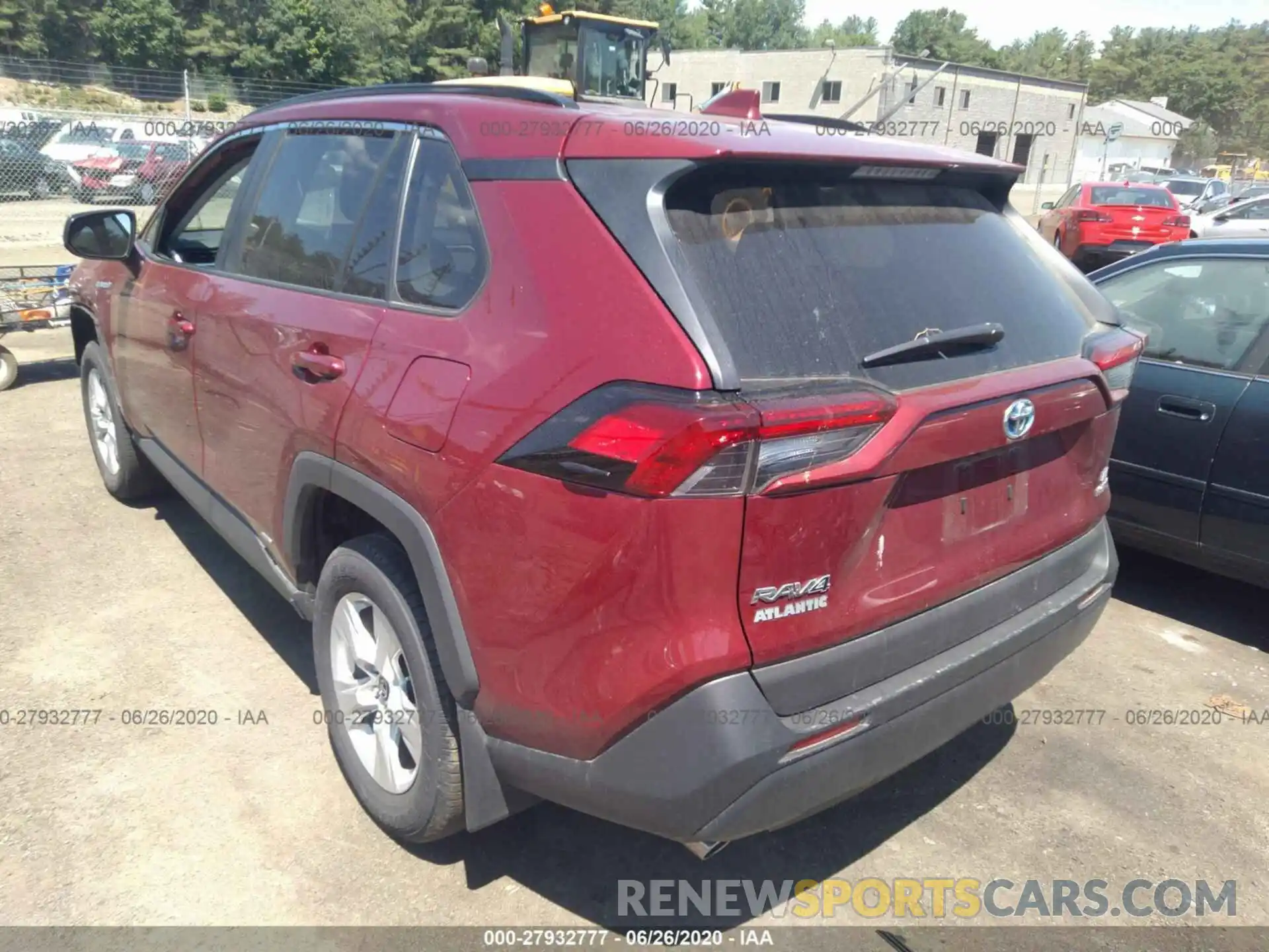 3 Photograph of a damaged car 2T3LWRFV2KW016783 TOYOTA RAV4 2019