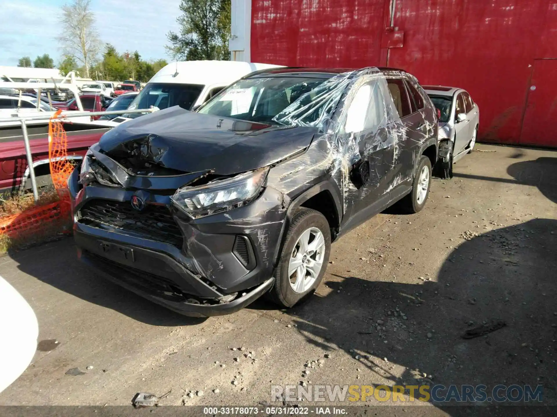 2 Фотография поврежденного автомобиля 2T3LWRFV2KW021823 TOYOTA RAV4 2019