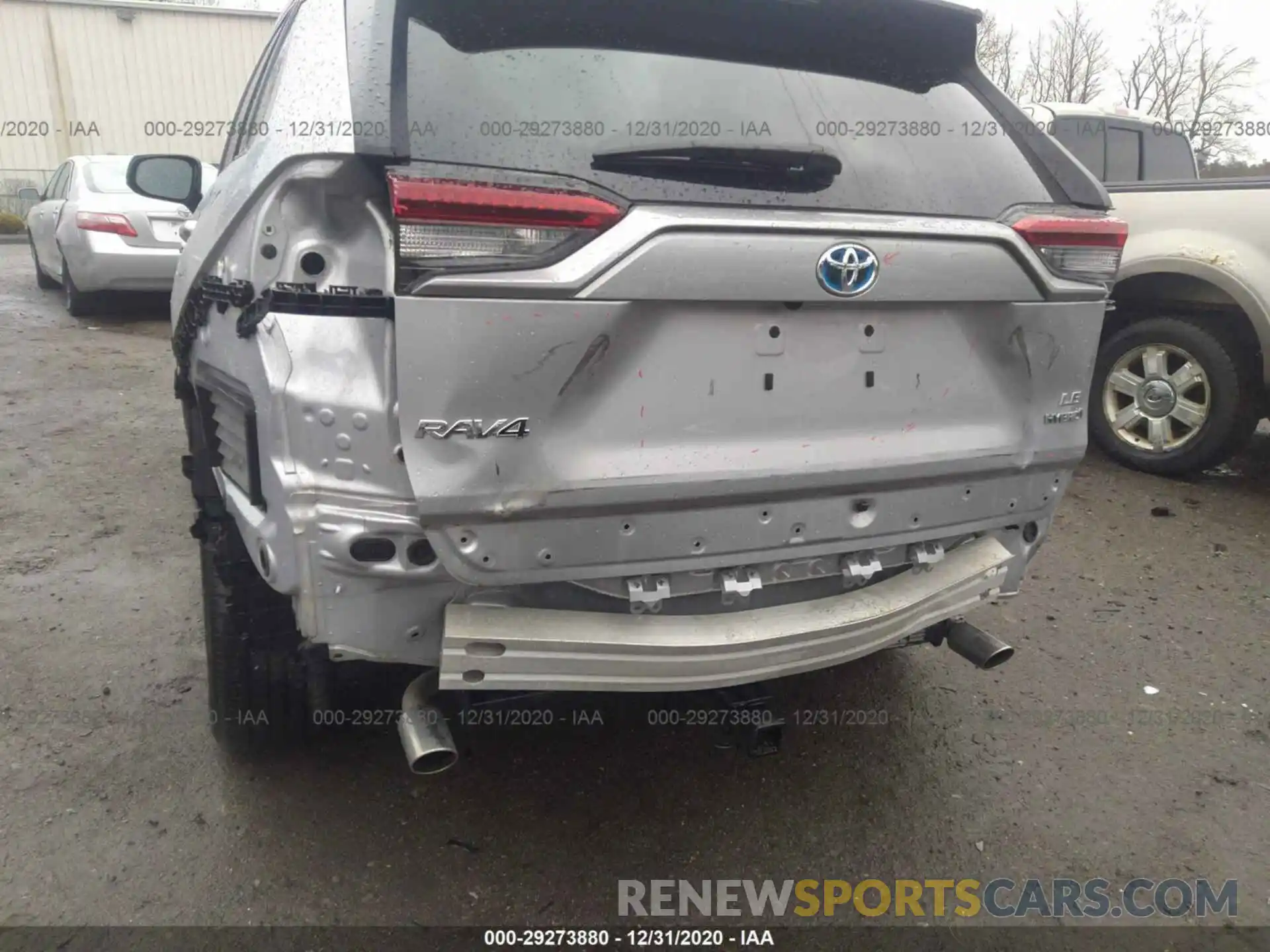 6 Photograph of a damaged car 2T3LWRFV2KW023300 TOYOTA RAV4 2019