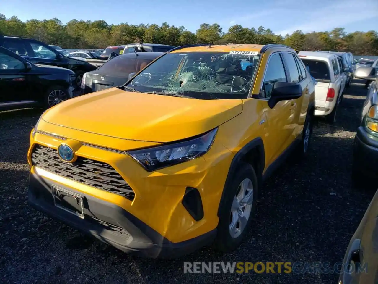 2 Photograph of a damaged car 2T3LWRFV2KW035821 TOYOTA RAV4 2019