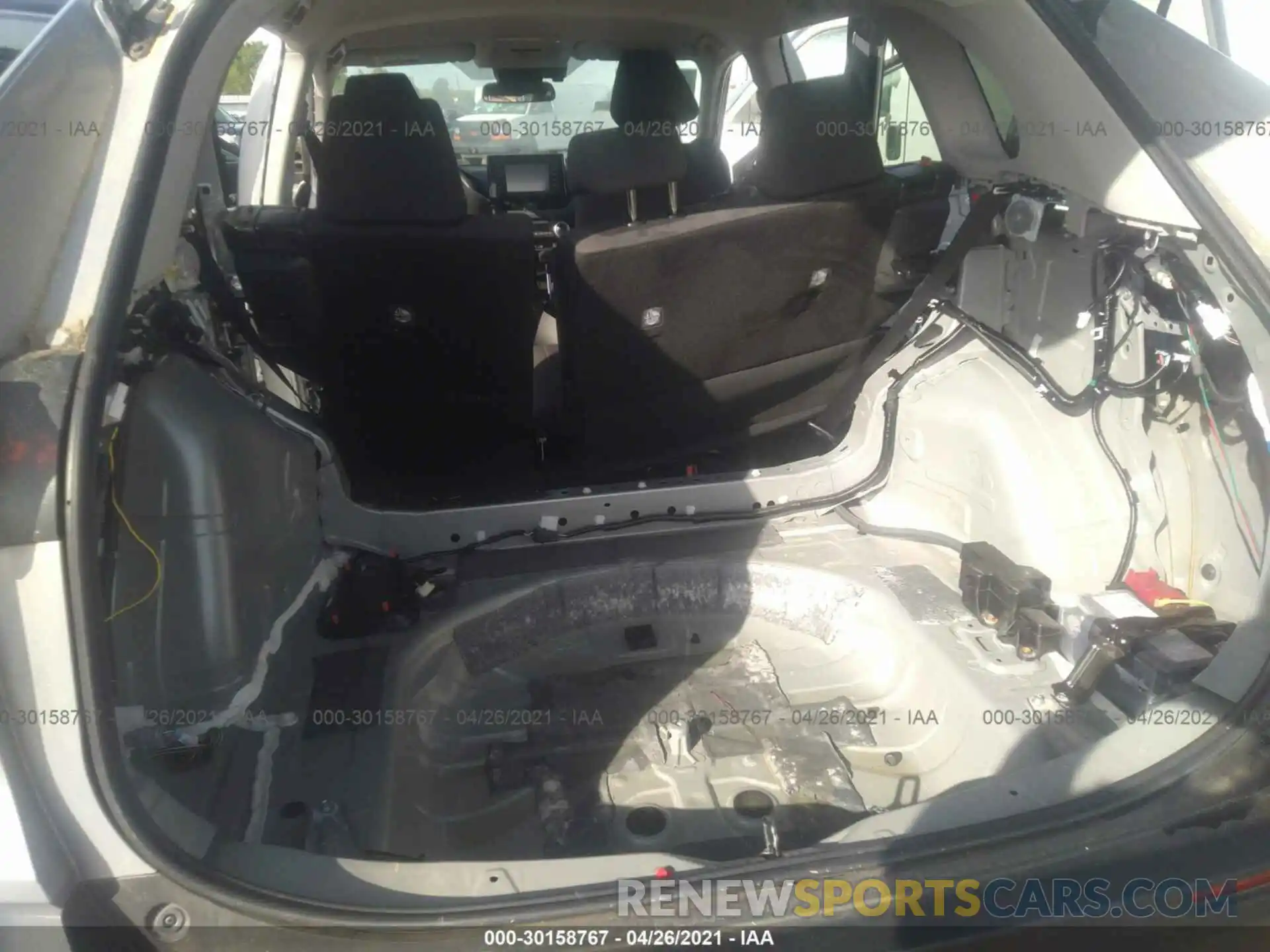 6 Photograph of a damaged car 2T3LWRFV3KW023824 TOYOTA RAV4 2019