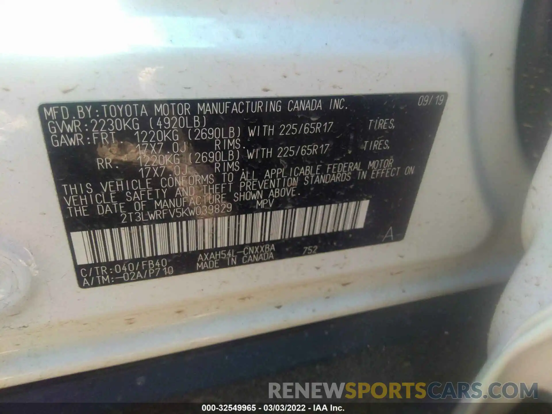 9 Photograph of a damaged car 2T3LWRFV5KW039829 TOYOTA RAV4 2019