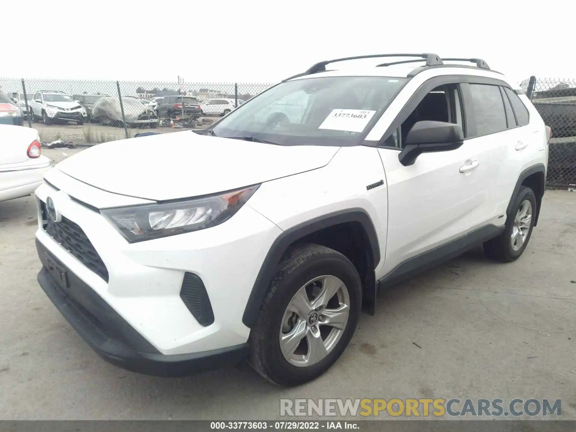 2 Photograph of a damaged car 2T3LWRFV5KW045436 TOYOTA RAV4 2019