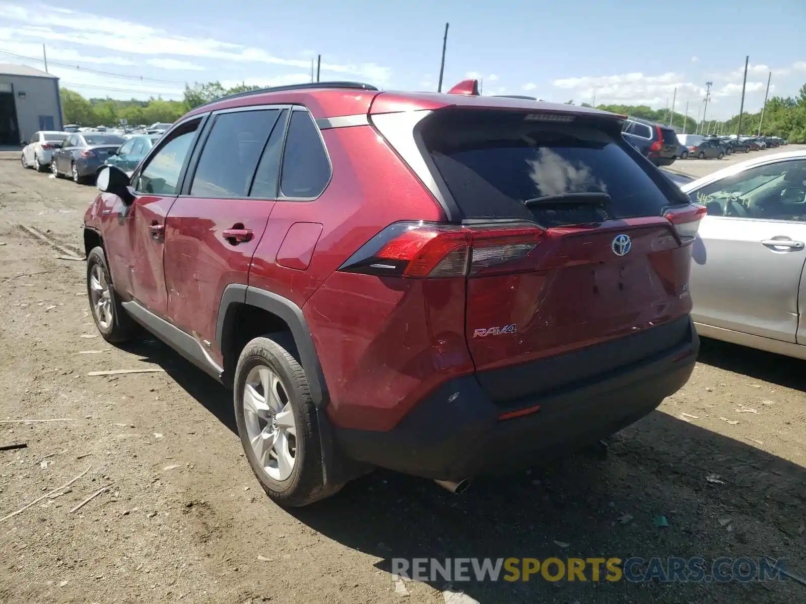 3 Photograph of a damaged car 2T3LWRFV6KW037507 TOYOTA RAV4 2019