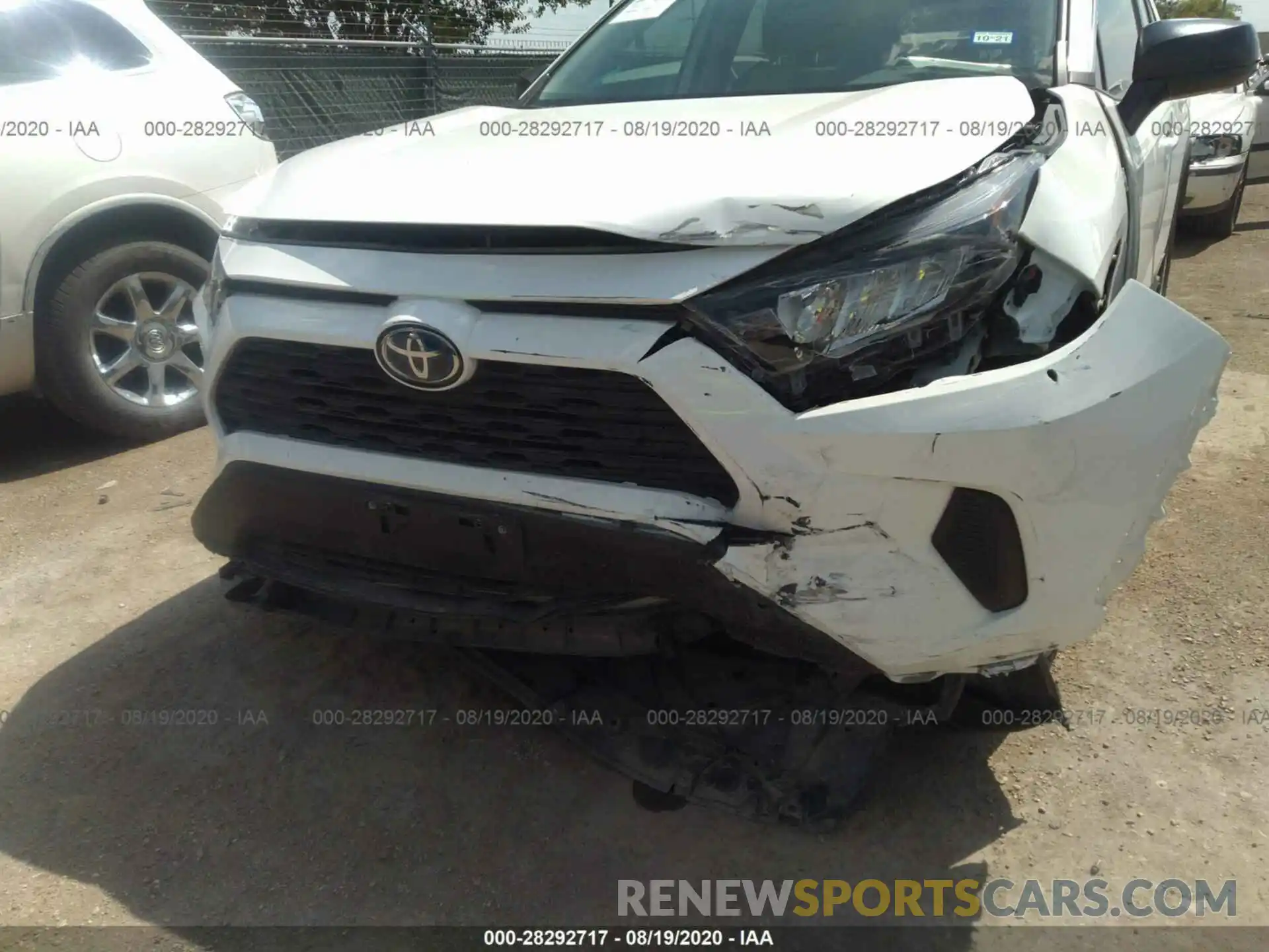 6 Photograph of a damaged car 2T3LWRFV7KW043087 TOYOTA RAV4 2019