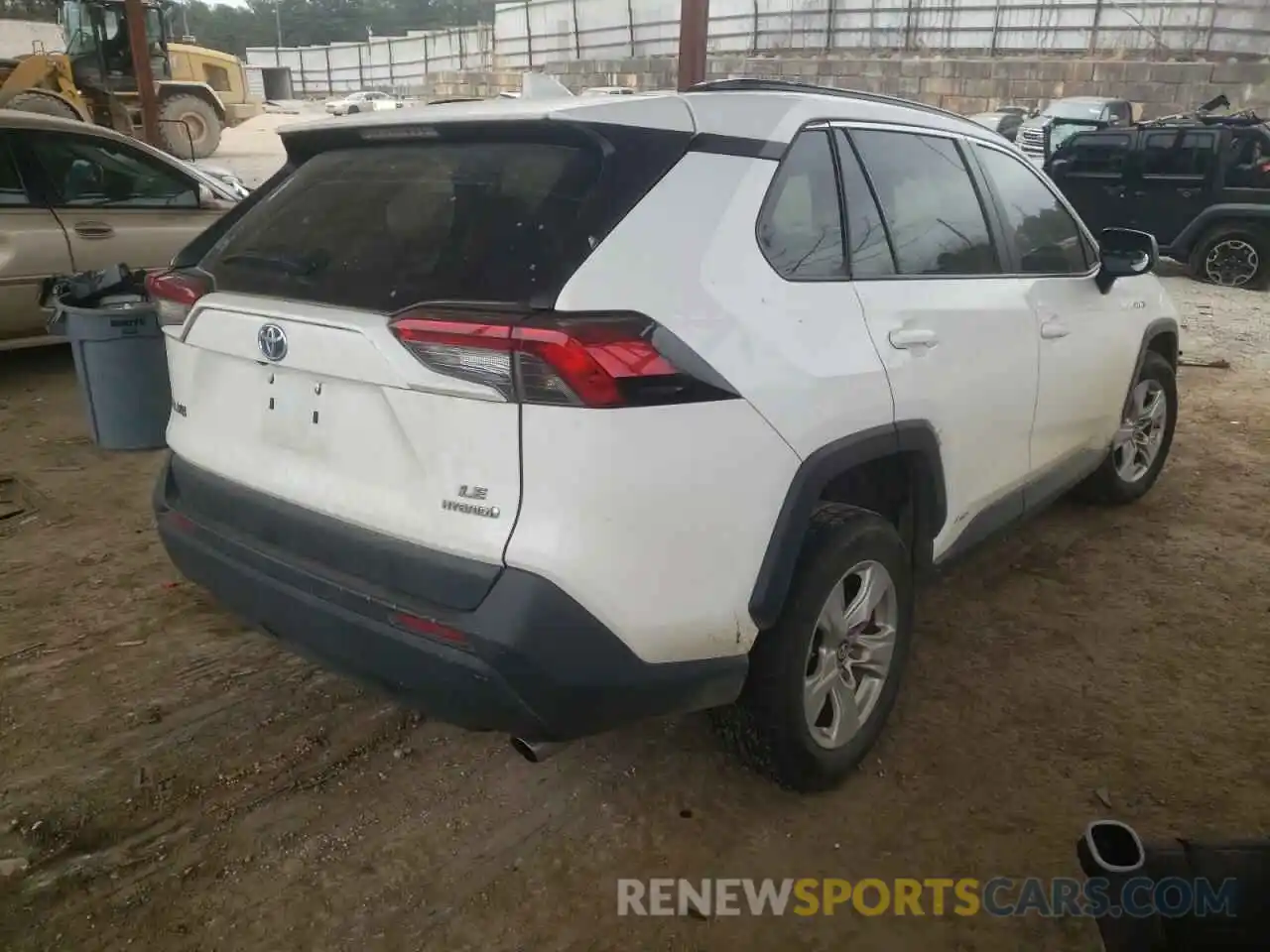 4 Фотография поврежденного автомобиля 2T3LWRFV8KW013743 TOYOTA RAV4 2019